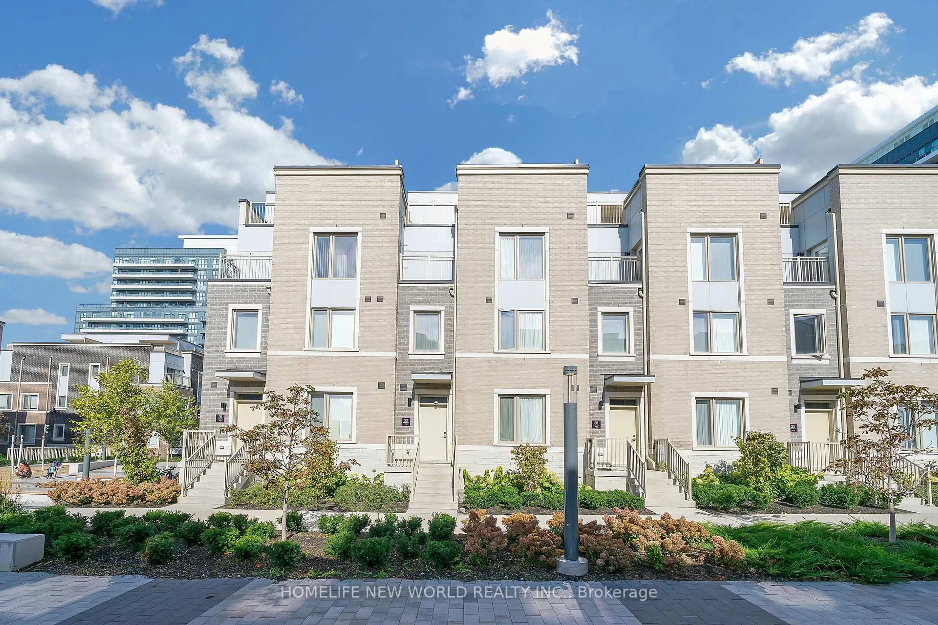 Unknown for 30 Almond Blossom Mews #112, Vaughan Ontario L4K 0N6