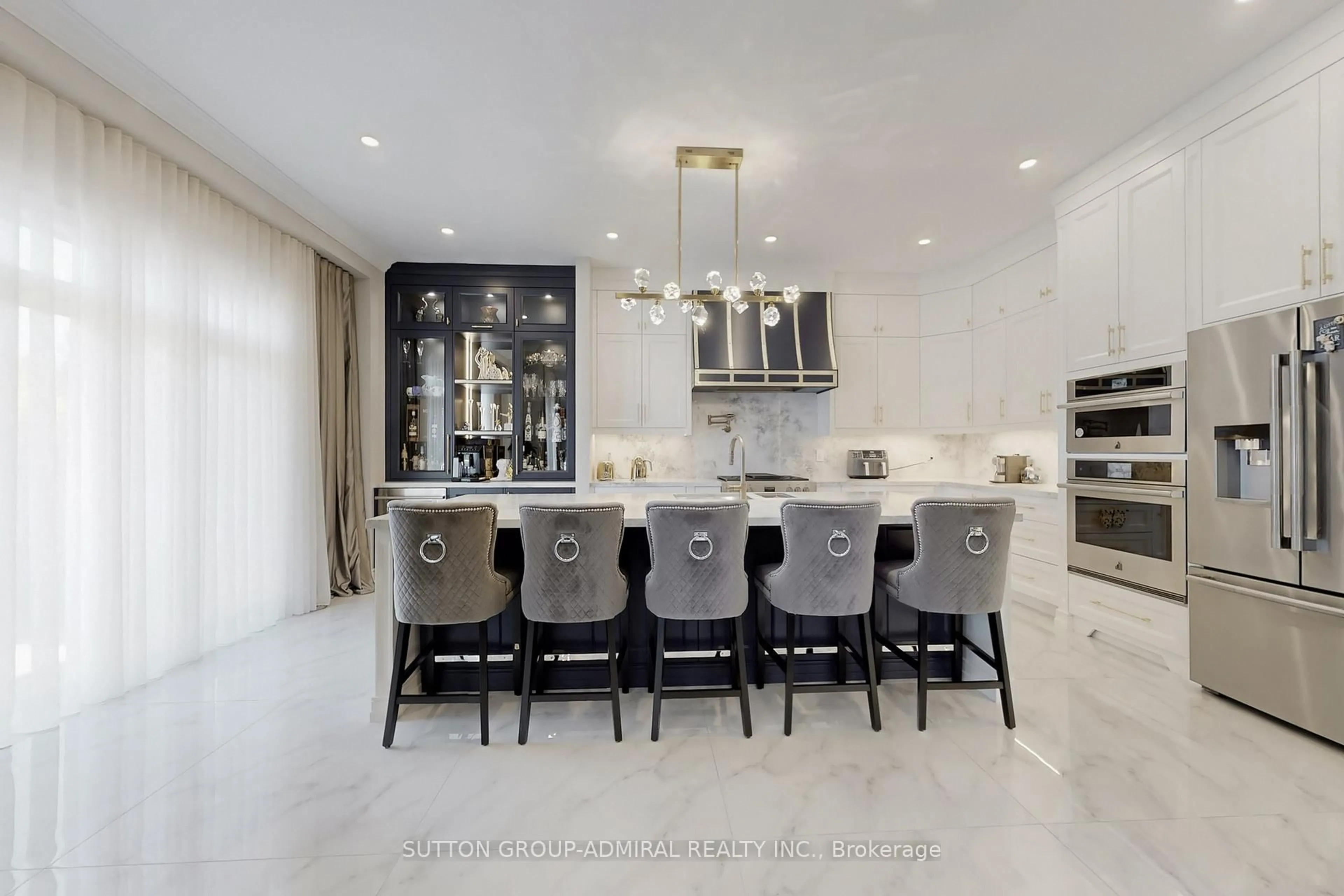Contemporary kitchen, ceramic/tile floor for 37 Cedarpoint Crt, Vaughan Ontario L6A 4P7