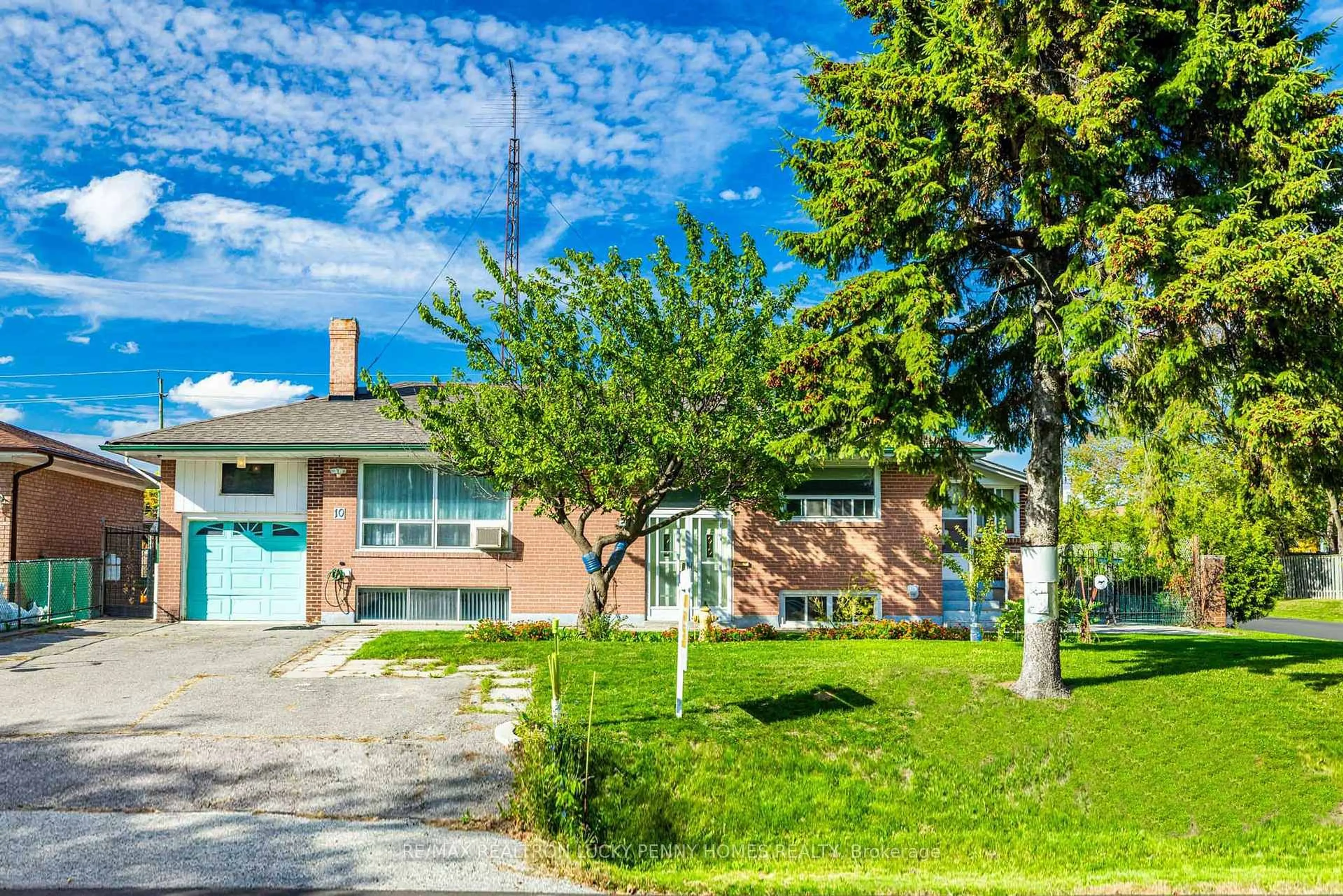 Home with brick exterior material, street for 10 Abercorn Rd, Markham Ontario L3P 1V4