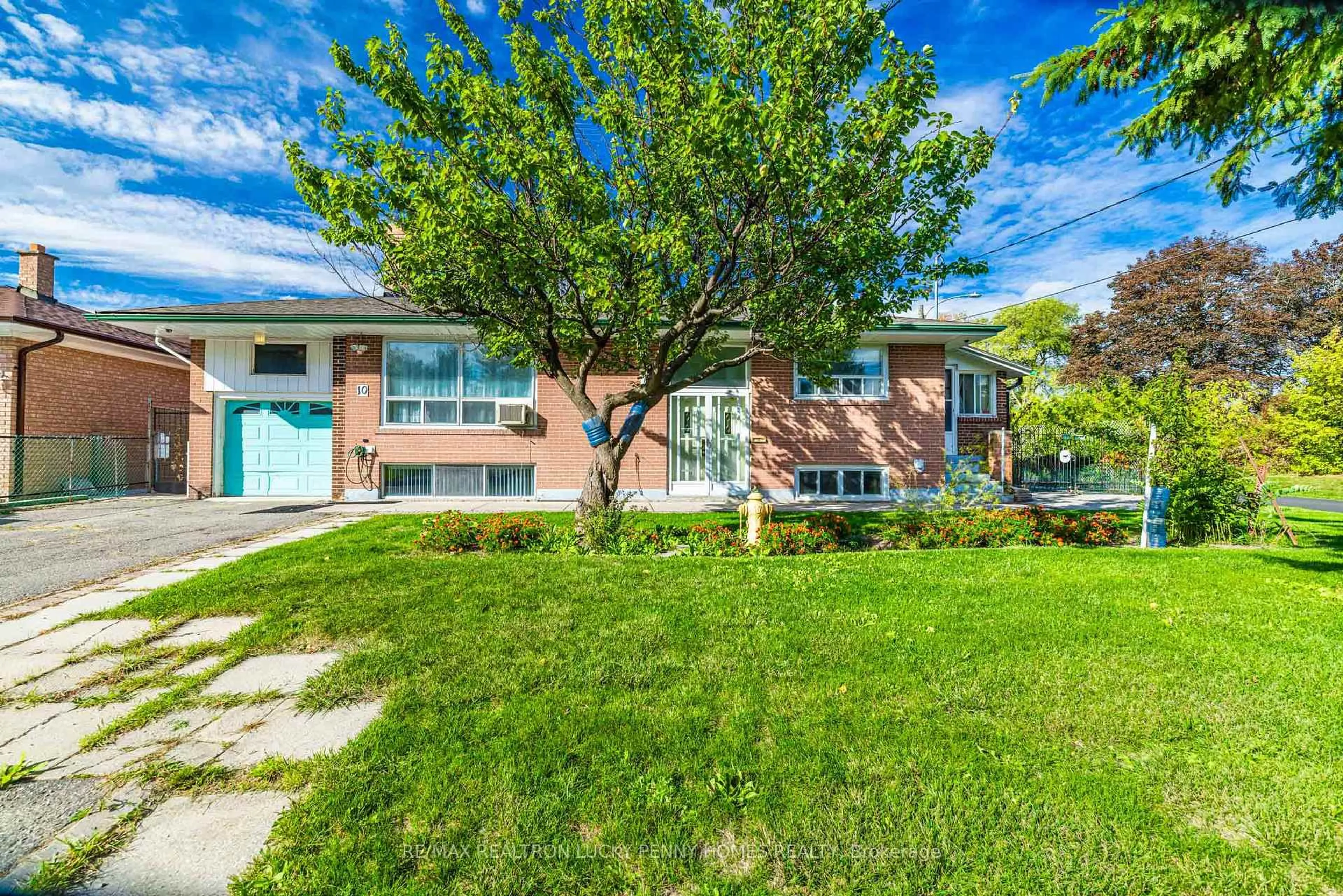 Home with brick exterior material, street for 10 Abercorn Rd, Markham Ontario L3P 1V4