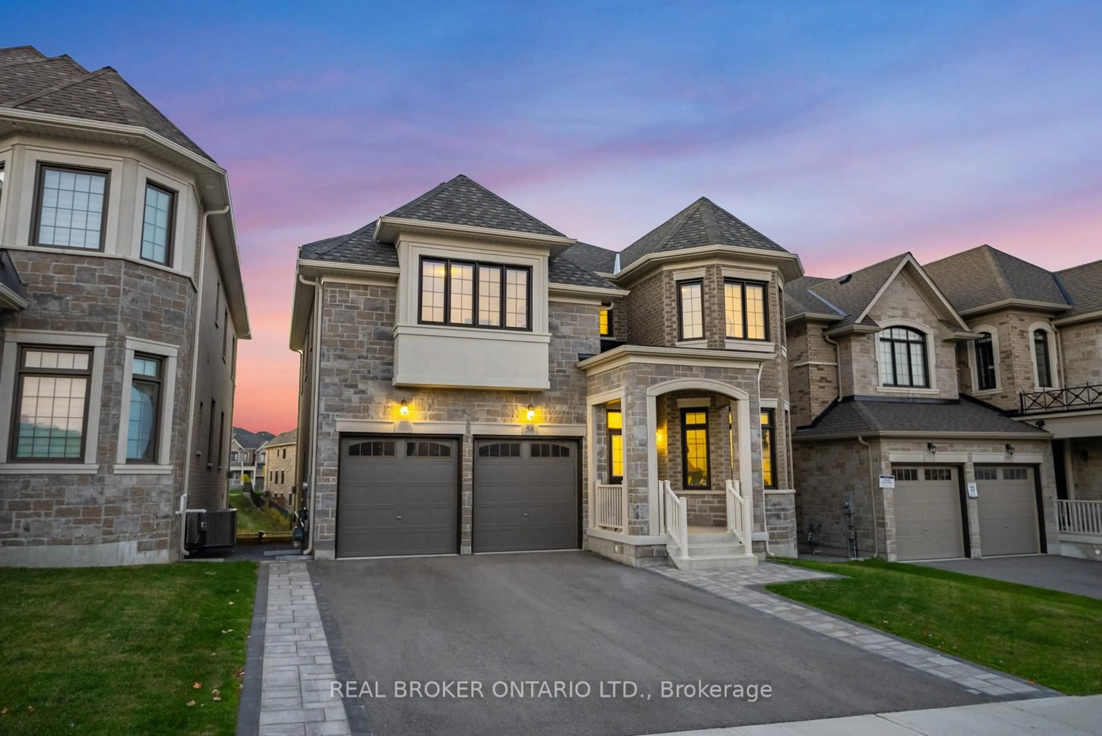 Home with brick exterior material, street for 58 Meadow Vista Cres, East Gwillimbury Ontario L9N 0T4