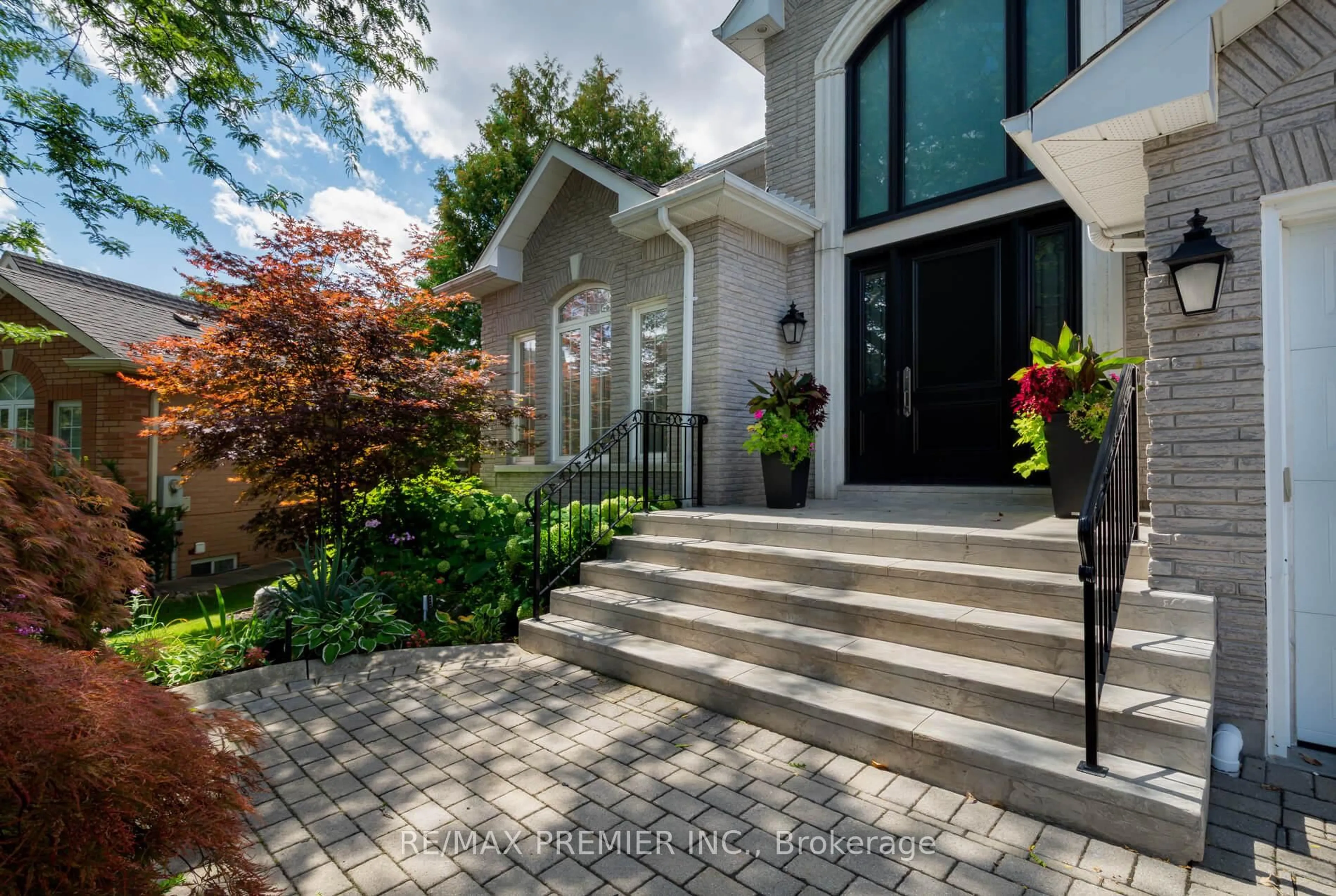Home with brick exterior material, street for 90 Shamrock Cres, Vaughan Ontario L4H 1A3