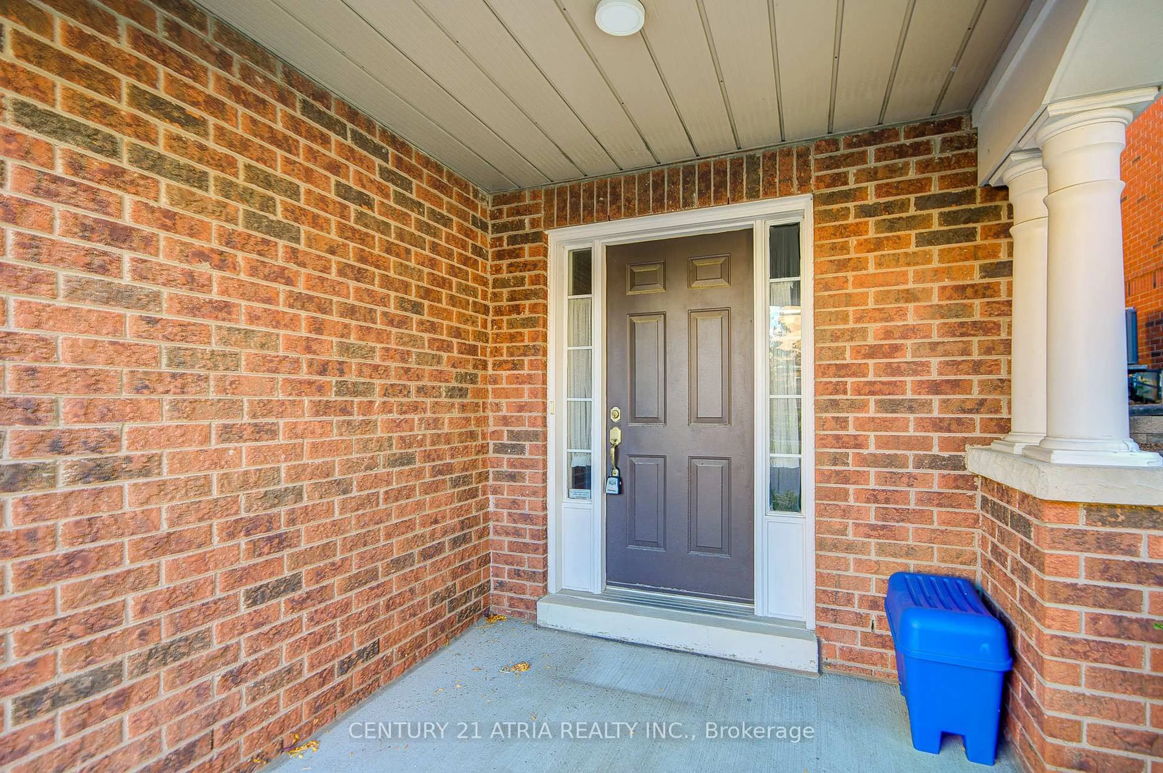 Indoor entryway for 190 Harding Blvd #108, Richmond Hill Ontario L4C 0J9