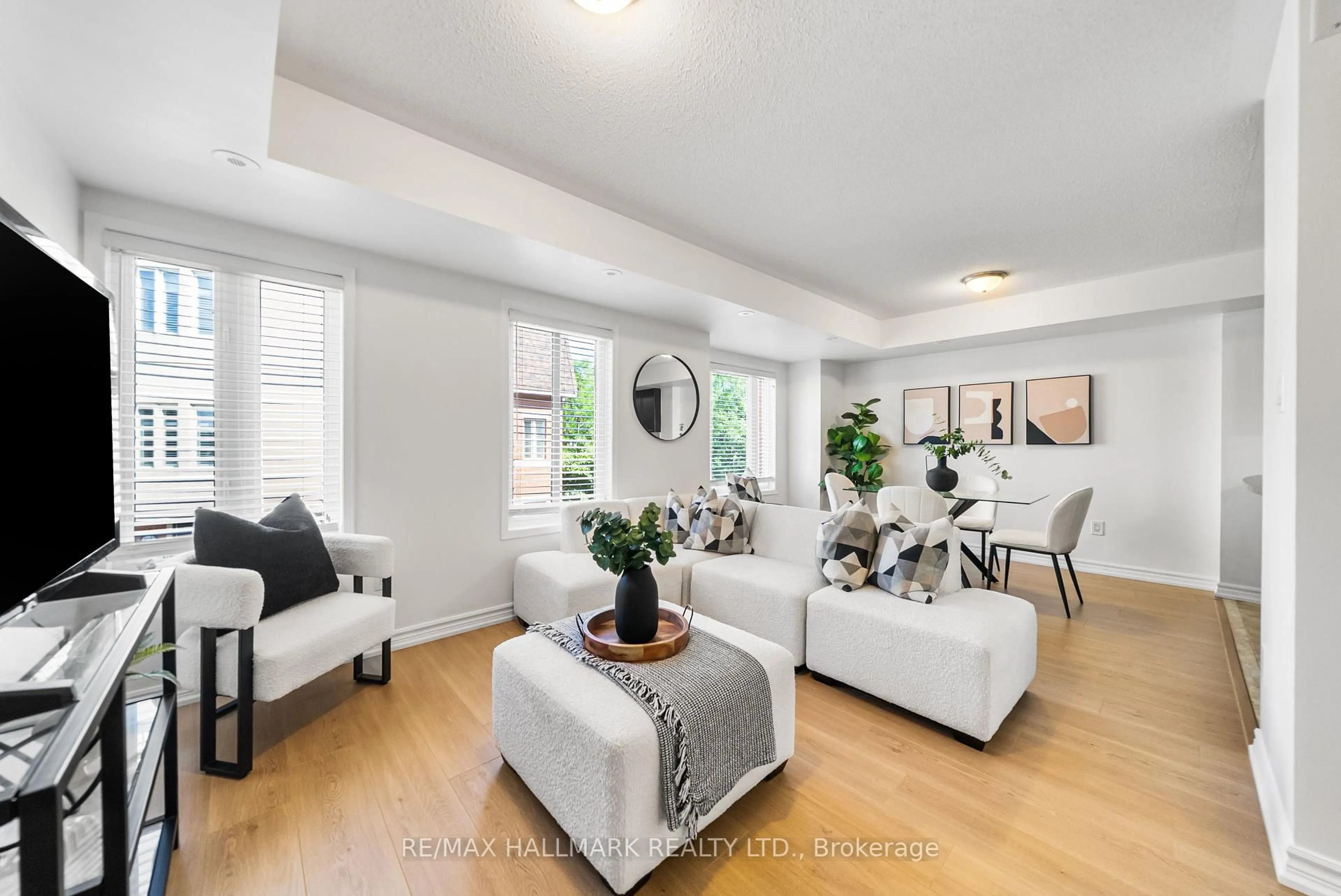Living room with furniture, unknown for 308 John St #213, Markham Ontario L3T 0A7