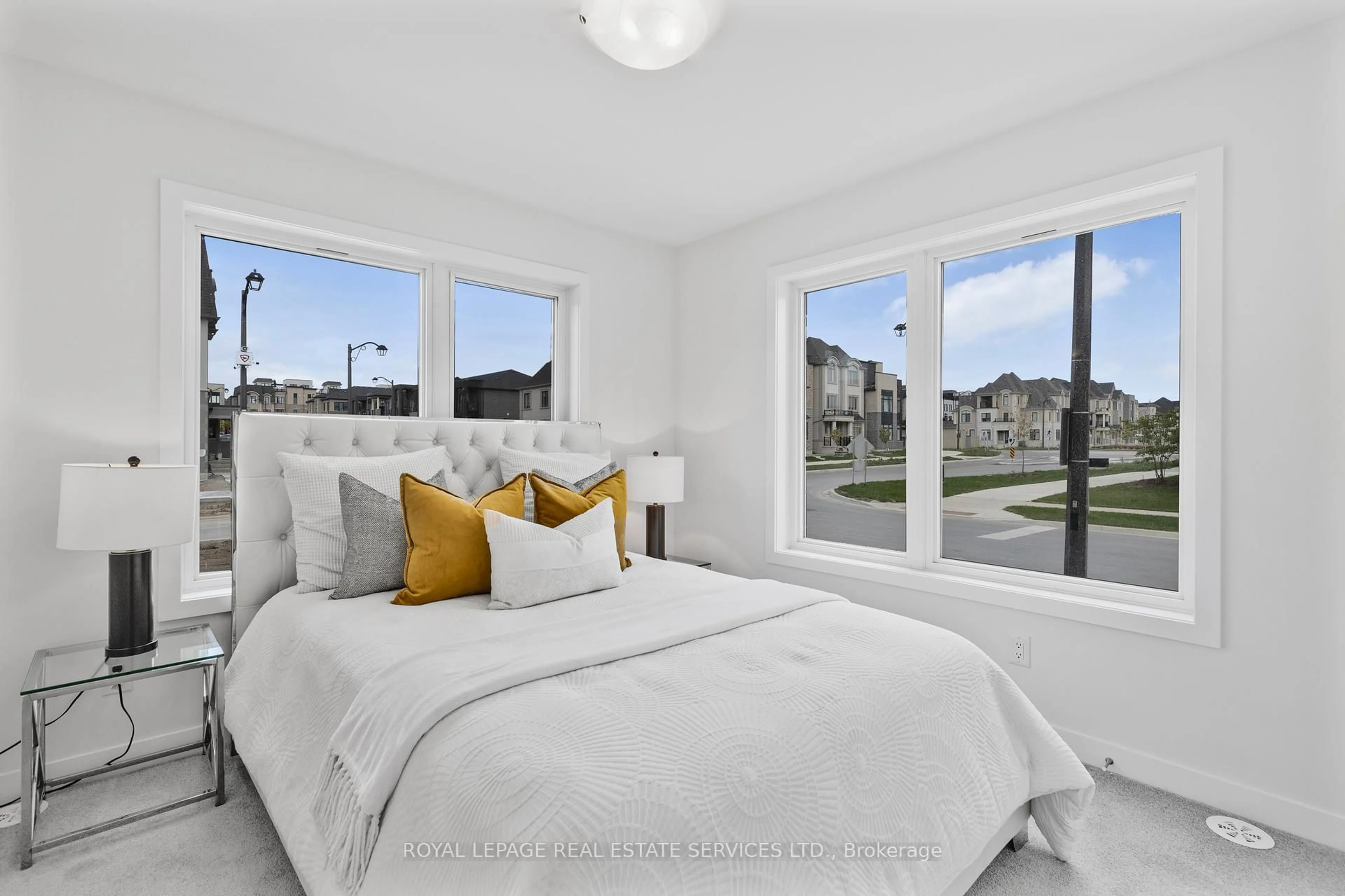 Bedroom with bed, unknown for 16 Jessica Antonella St, Markham Ontario L6C 3M6