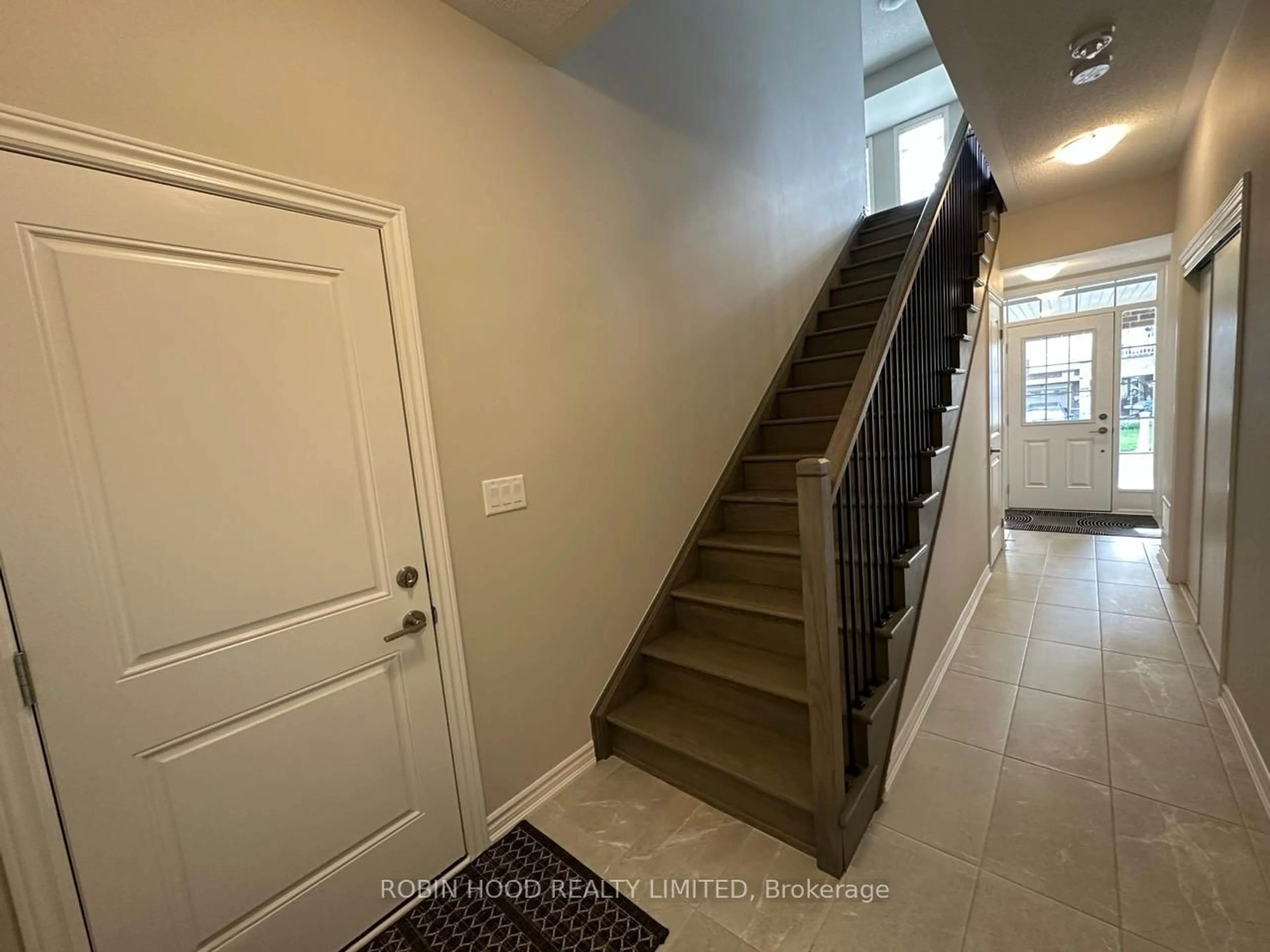 Unknown for 6 Mel Irving Dr, Bradford West Gwillimbury Ontario L3Z 4P2