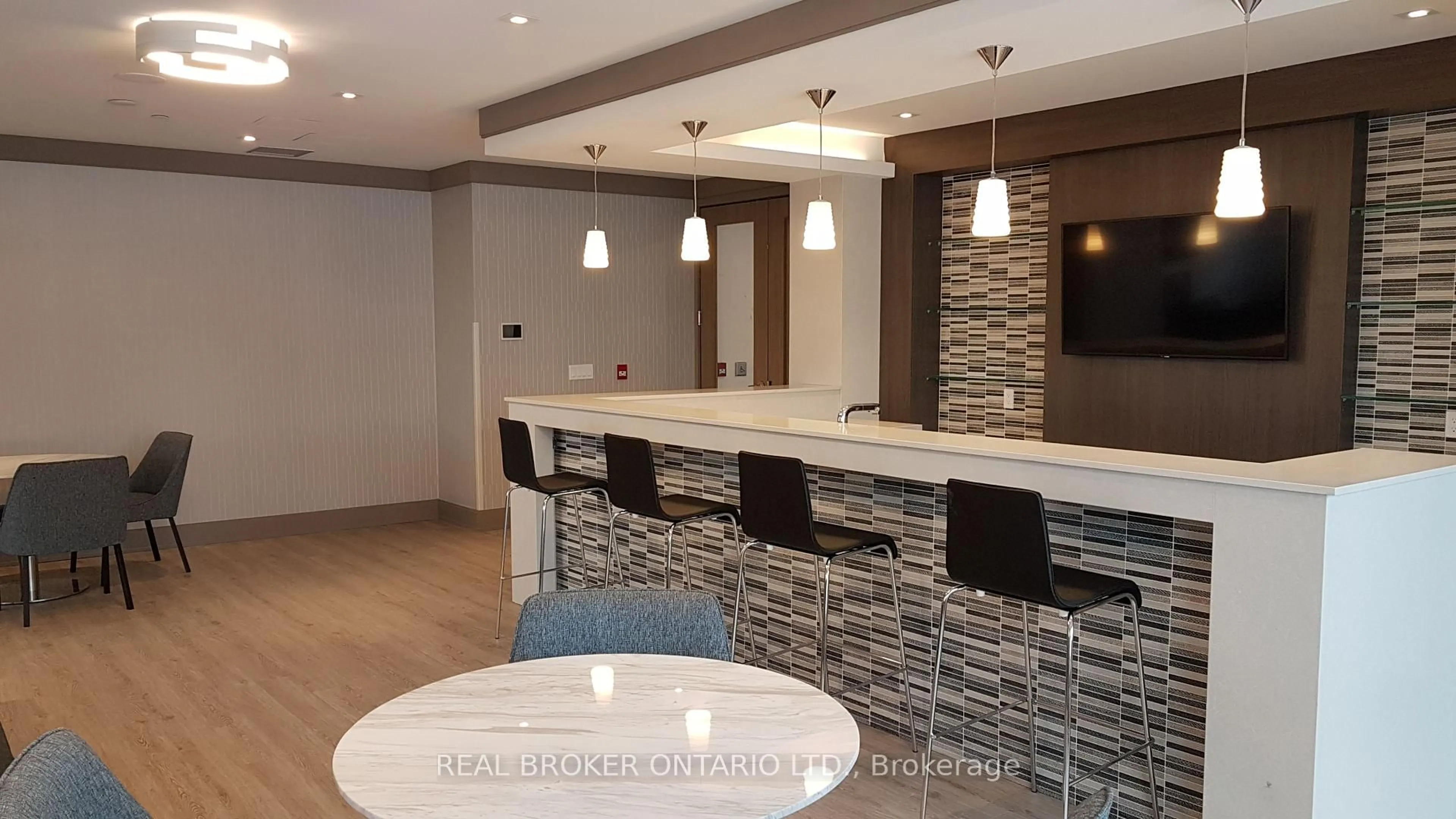 Open concept kitchen, ceramic/tile floor for 15 Water Walk Dr #110, Markham Ontario L6G 0G2