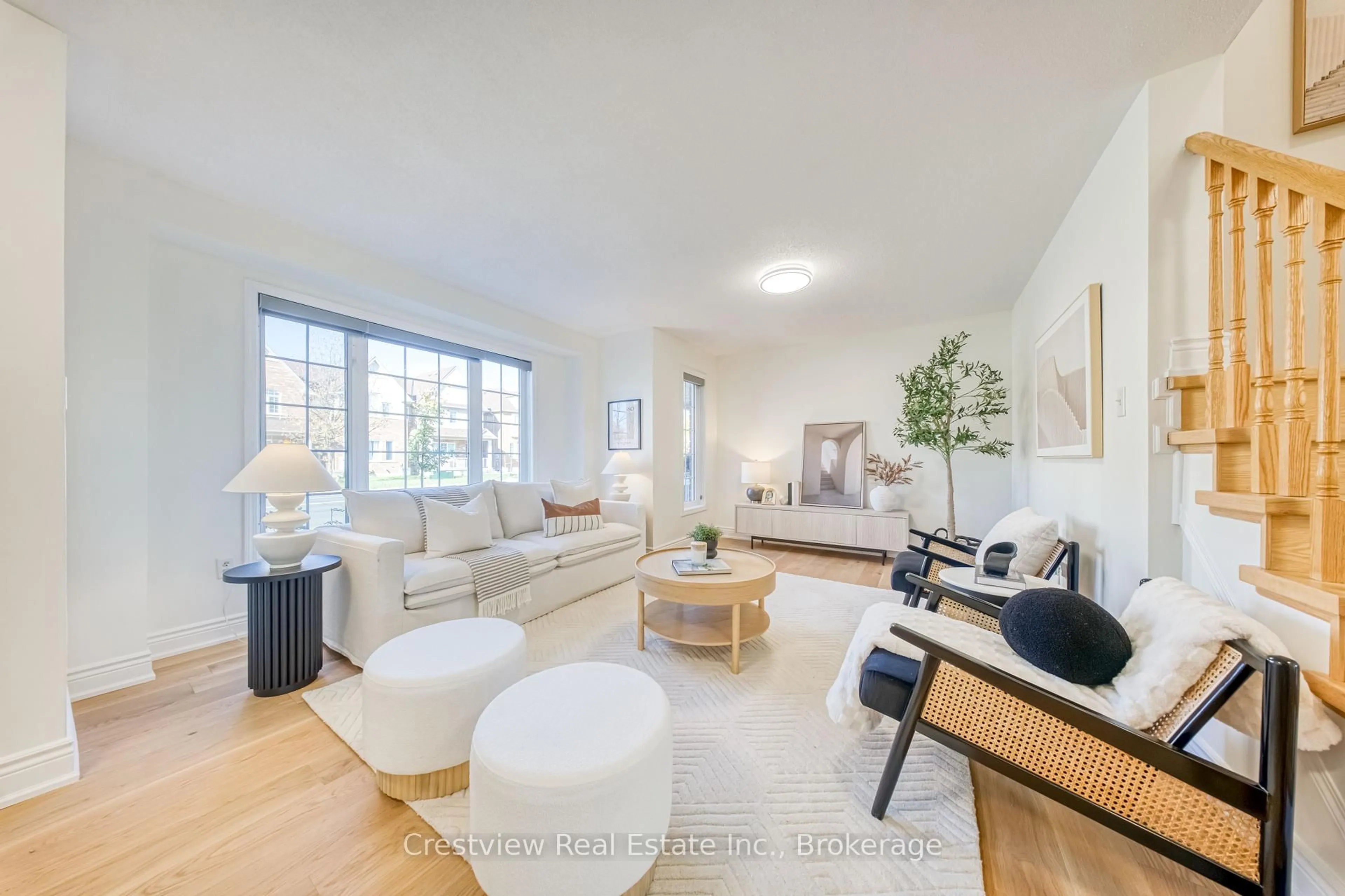 Living room with furniture, unknown for 733 Bur Oak Ave, Markham Ontario L6E 1C3