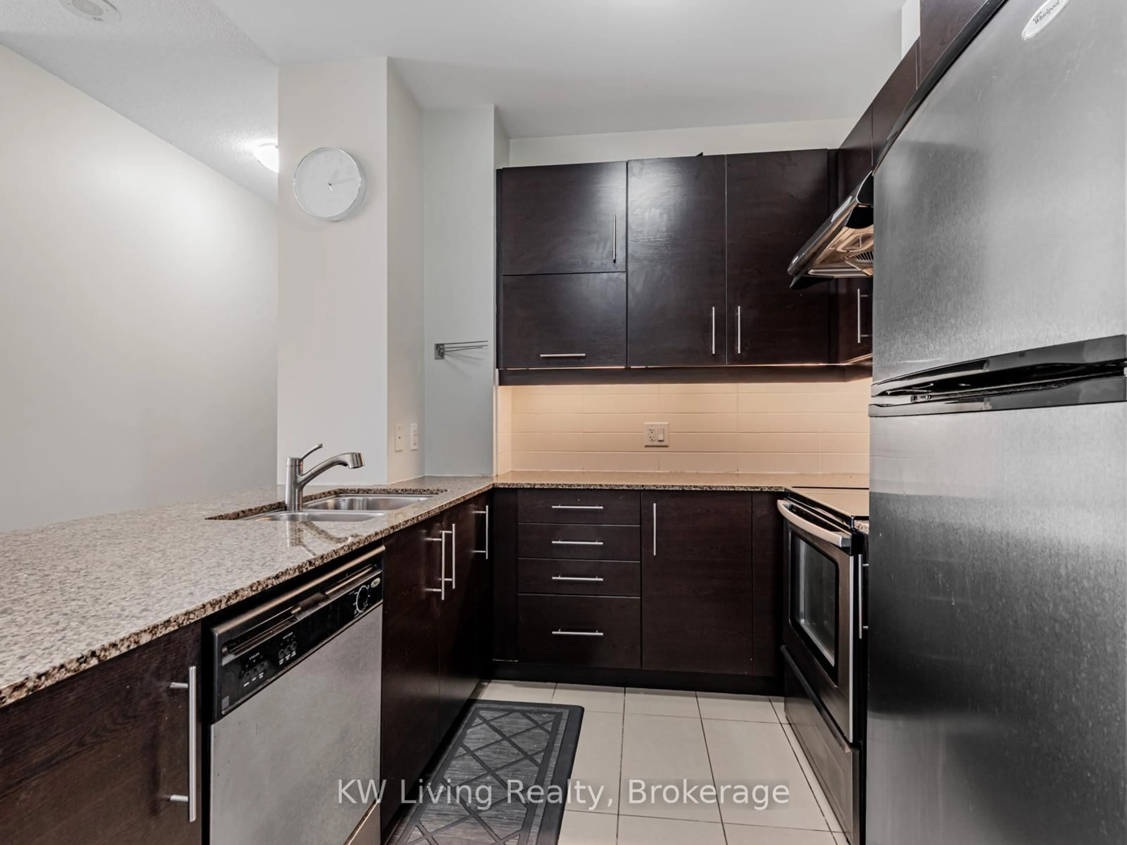 Standard kitchen, unknown for 273 South Park Rd #115, Markham Ontario L3T 0B5