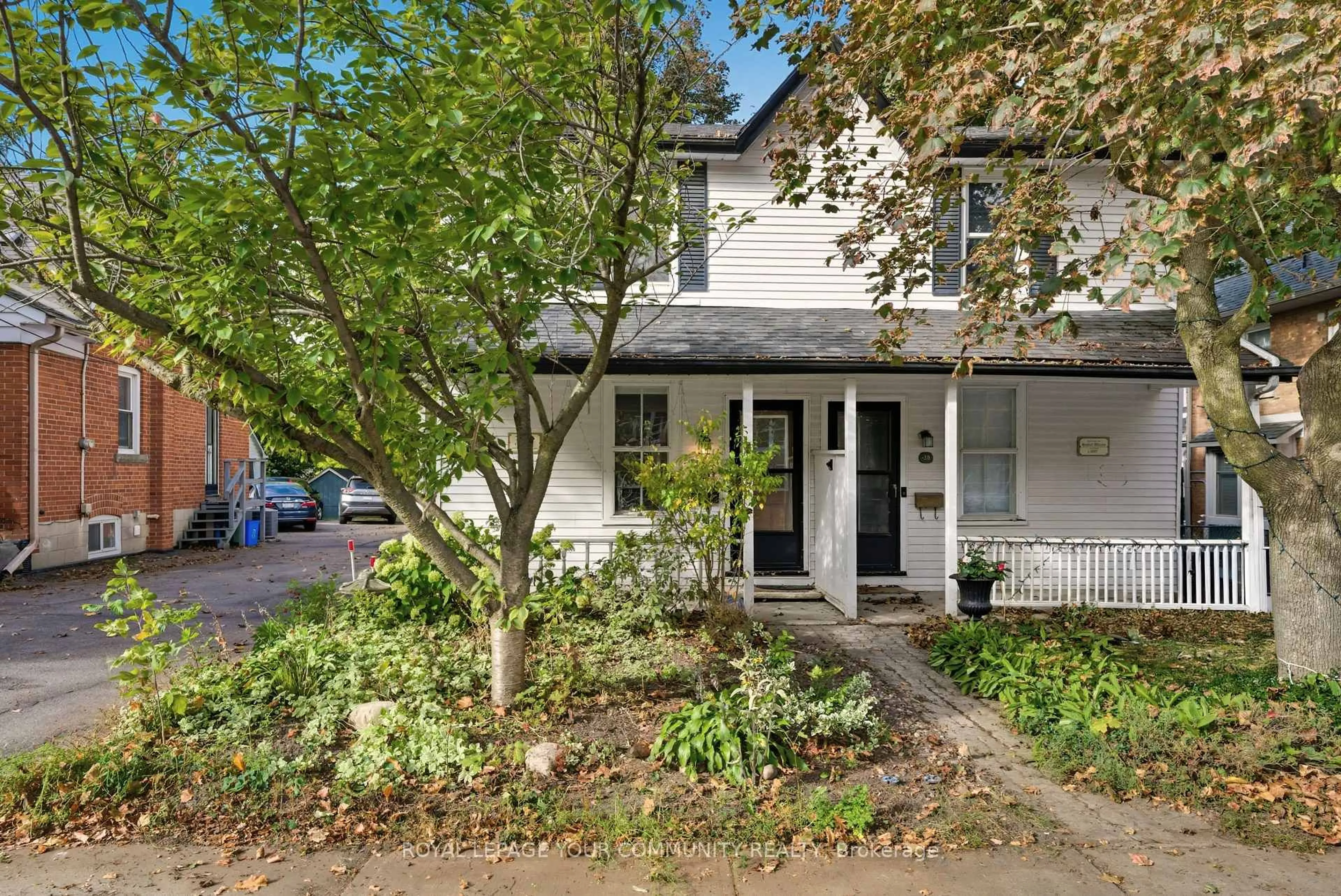 Unknown for 30 Elizabeth St, Richmond Hill Ontario L4C 3V4
