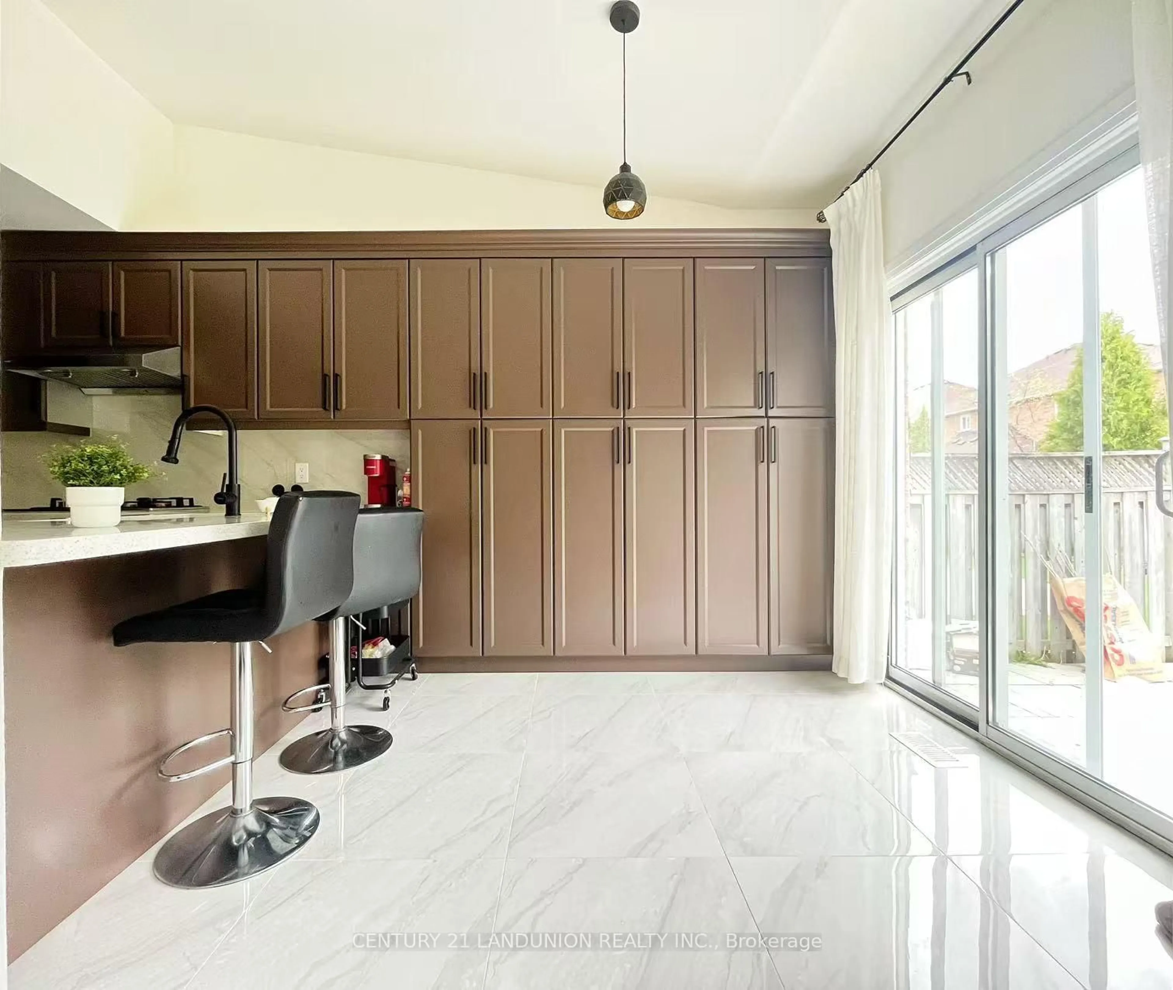 Contemporary kitchen, ceramic/tile floor for 64 Nantucket Dr, Richmond Hill Ontario L4E 3V9