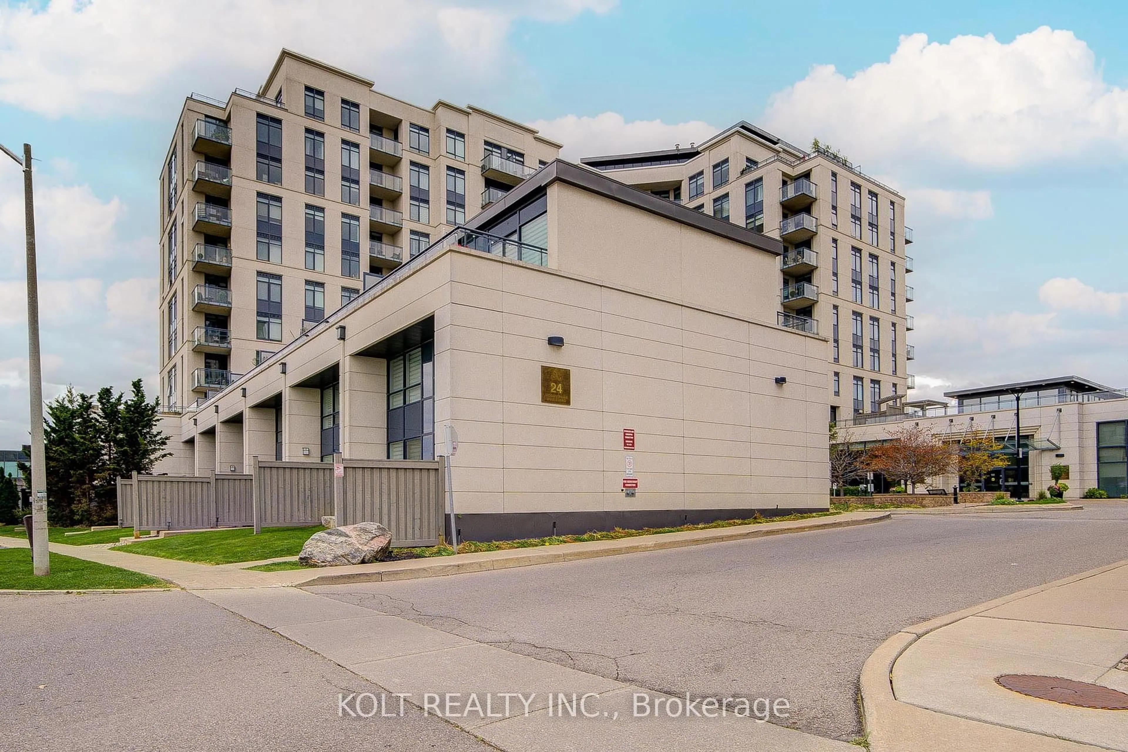 A pic from outside/outdoor area/front of a property/back of a property/a pic from drone, unknown for 24 Woodstream Blvd #PH1013, Vaughan Ontario L4L 8C4