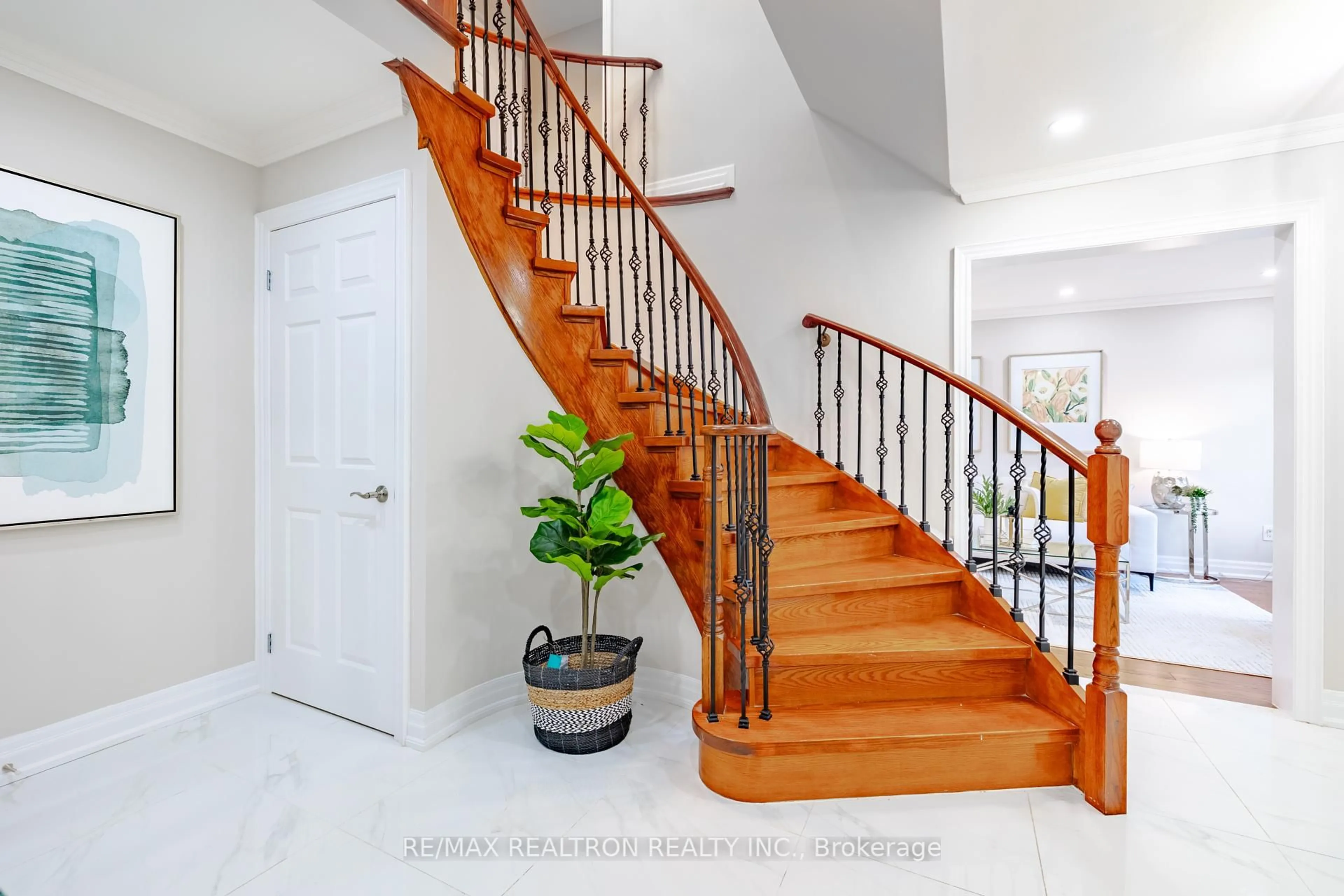 Unknown for 28 Marydale Ave, Markham Ontario L3S 3N4