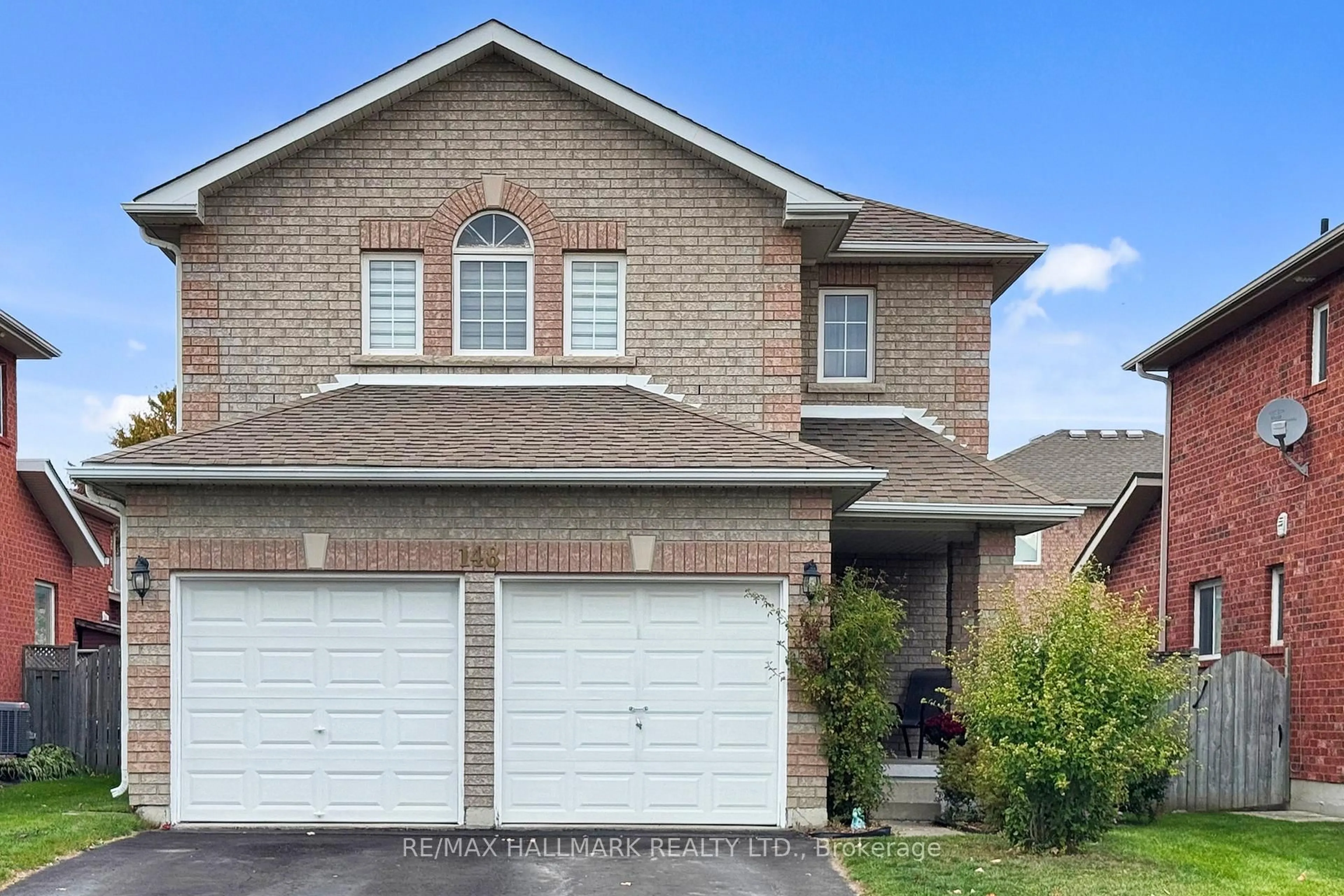 Home with brick exterior material, street for 148 Fairwood Dr, Georgina Ontario L4P 3Y2