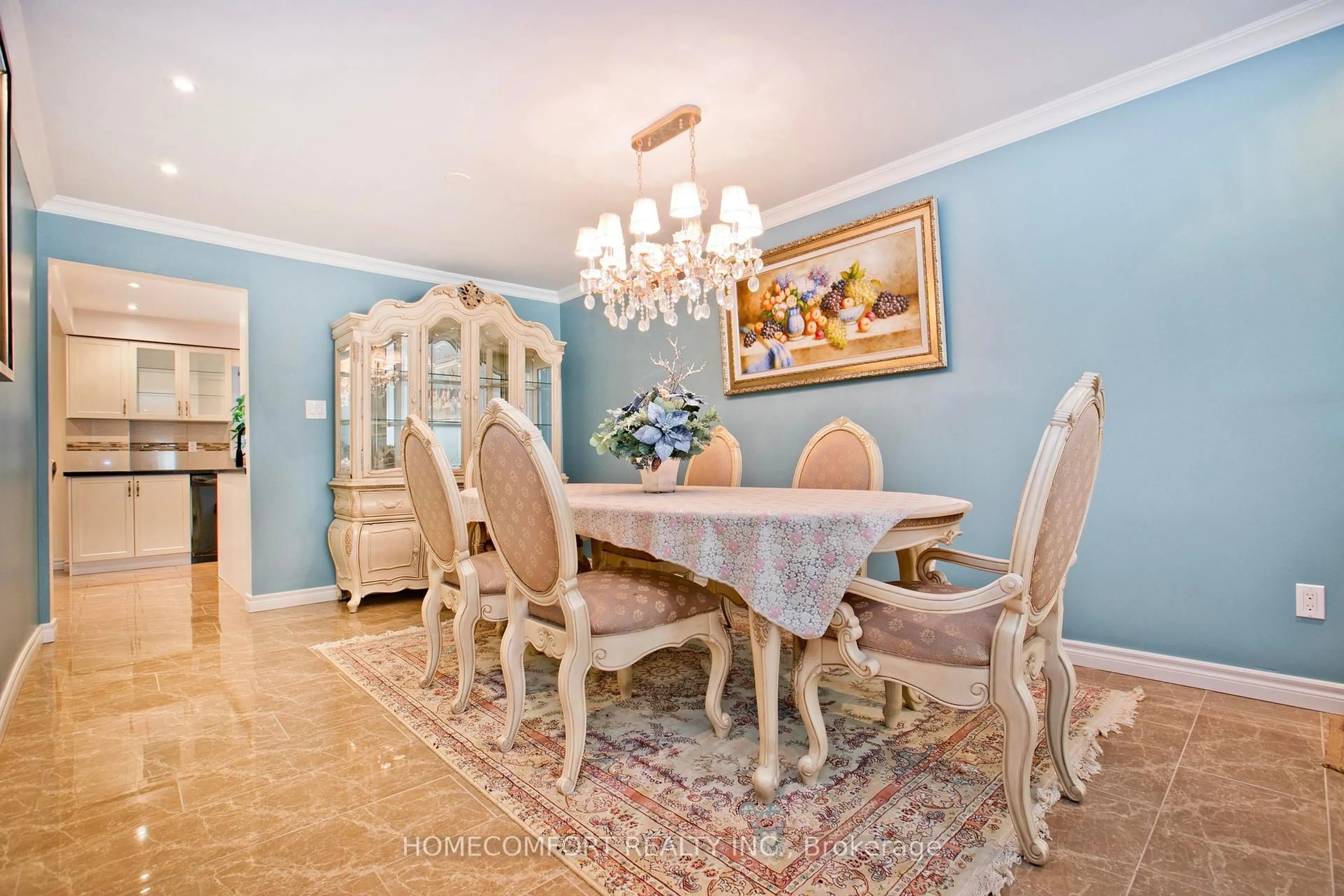Dining room, unknown for 658 York Hill Blvd, Vaughan Ontario L4J 5L8