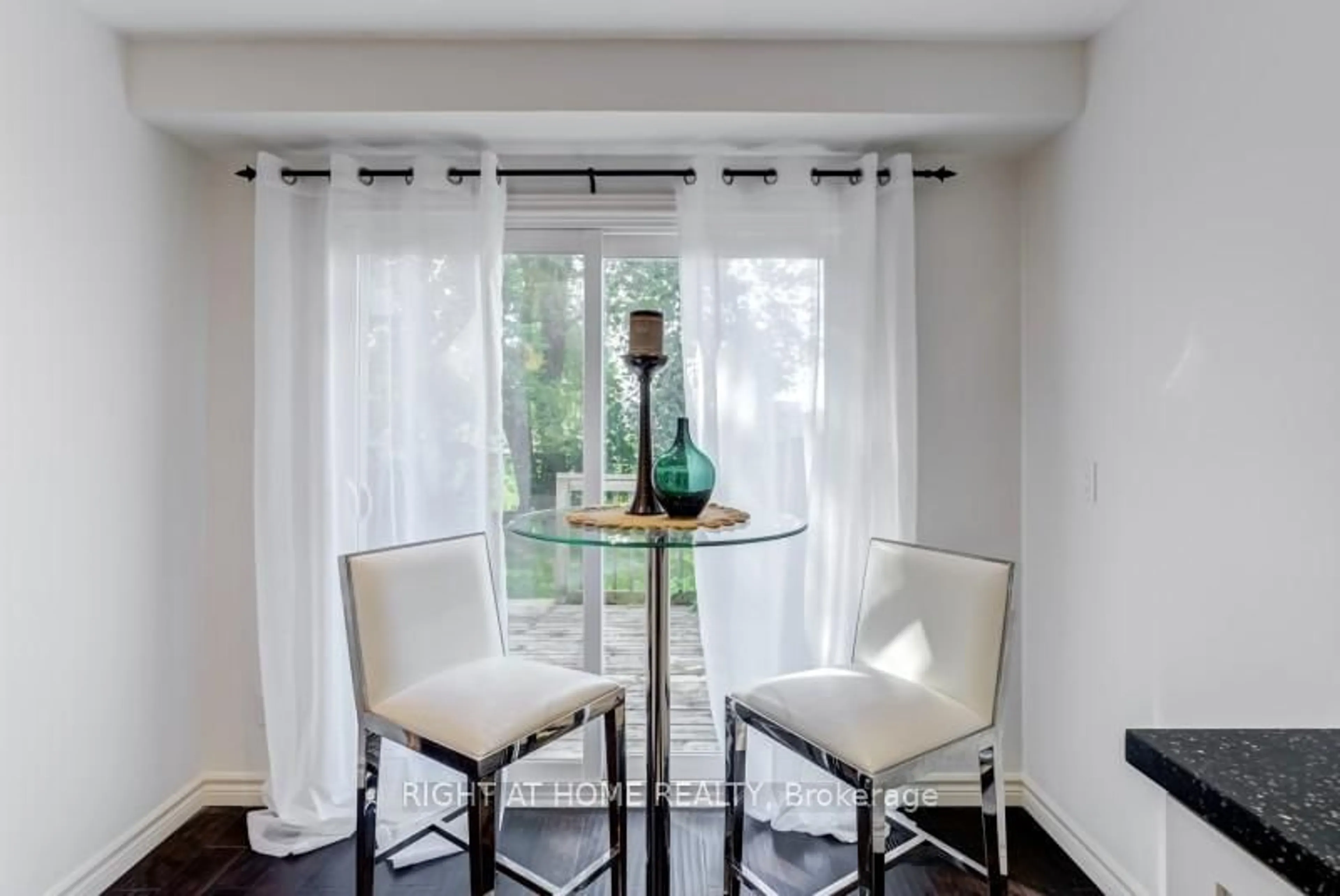 Dining room, unknown for 742 Beman Dr, Newmarket Ontario L3Y 4Z2