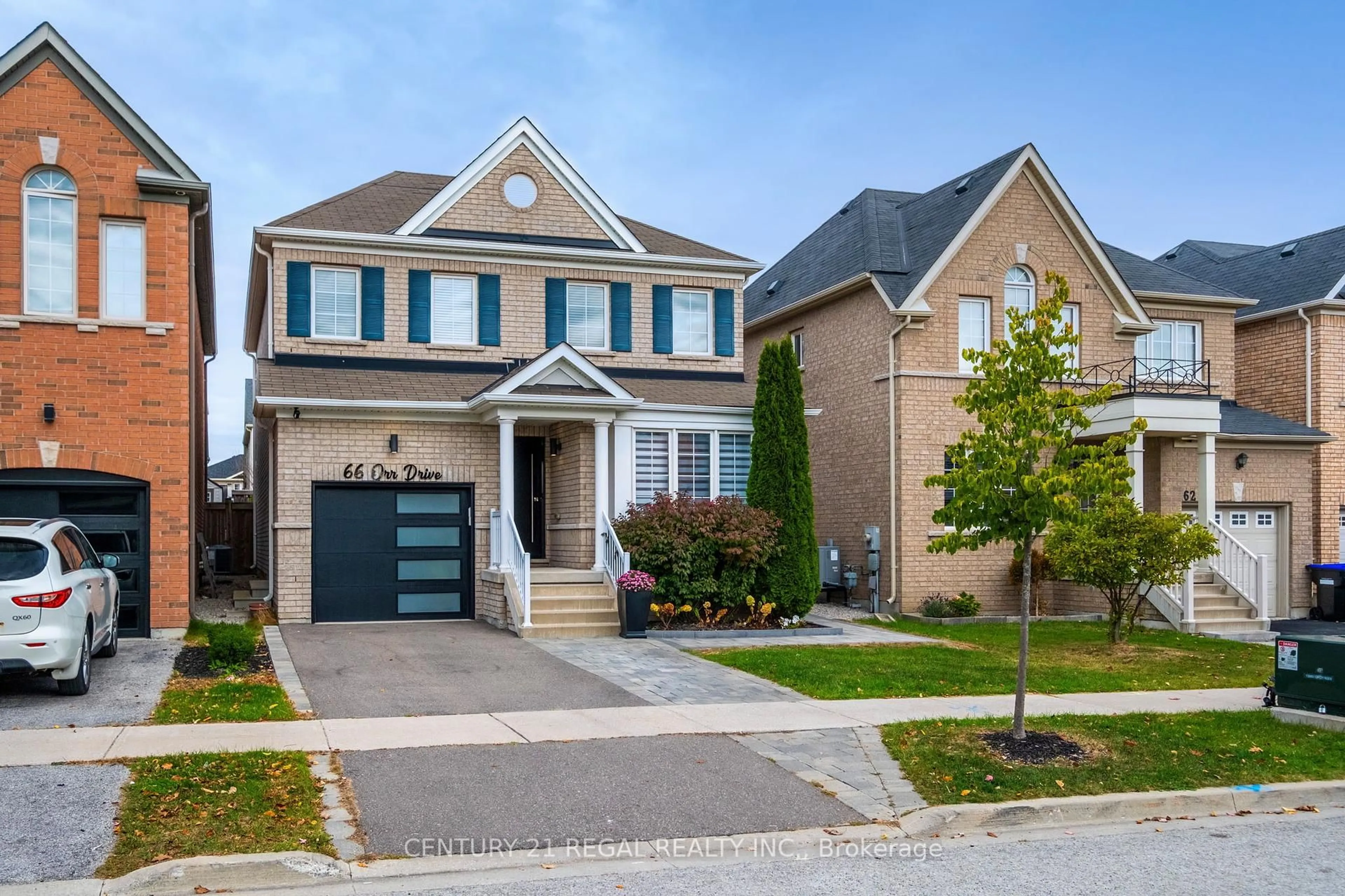 Home with brick exterior material, street for 66 Orr Dr, Bradford West Gwillimbury Ontario L3Z 0L9