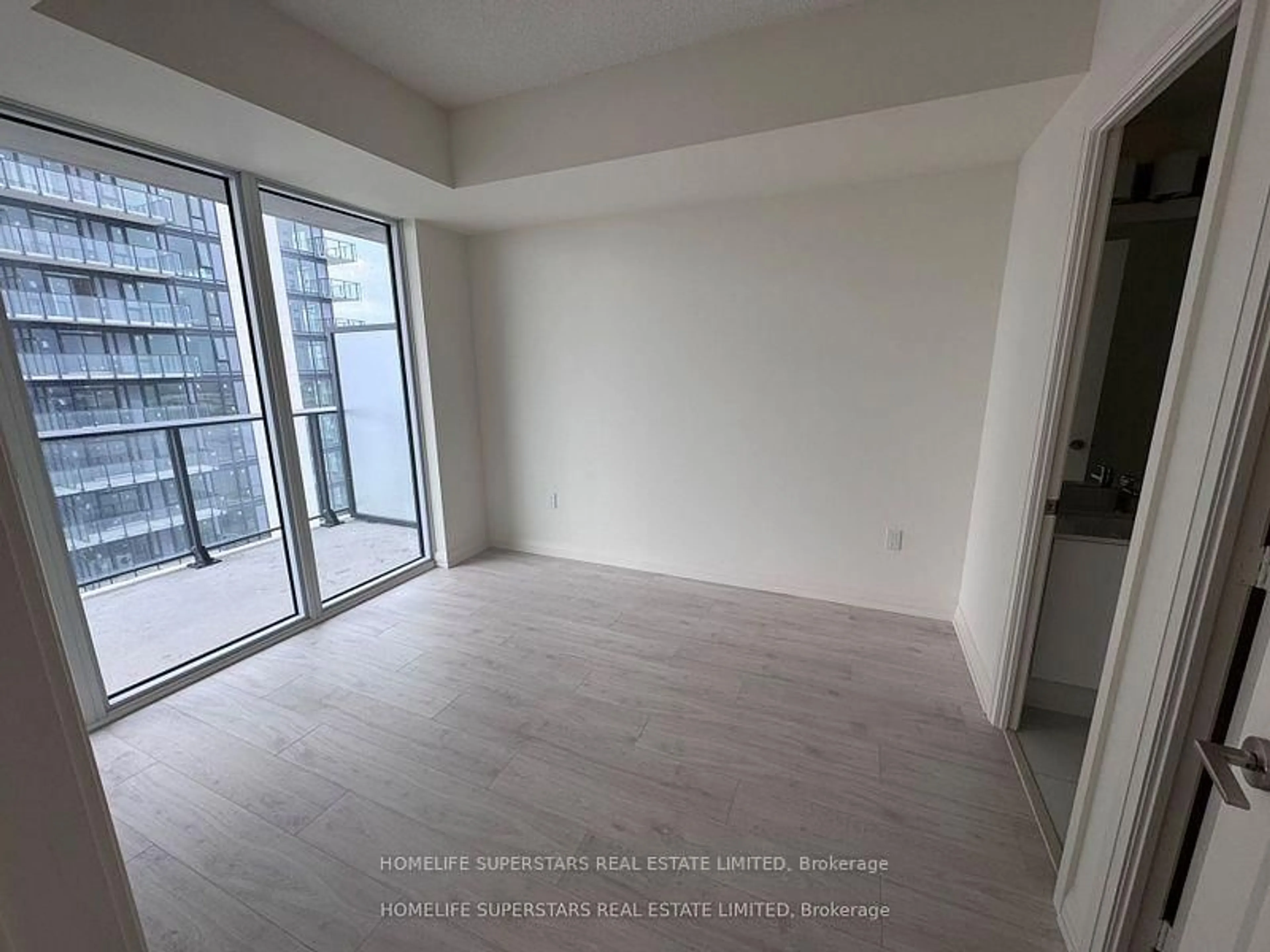 A pic of a room for 8960 JANE St #2302, Vaughan Ontario L4K 0N9
