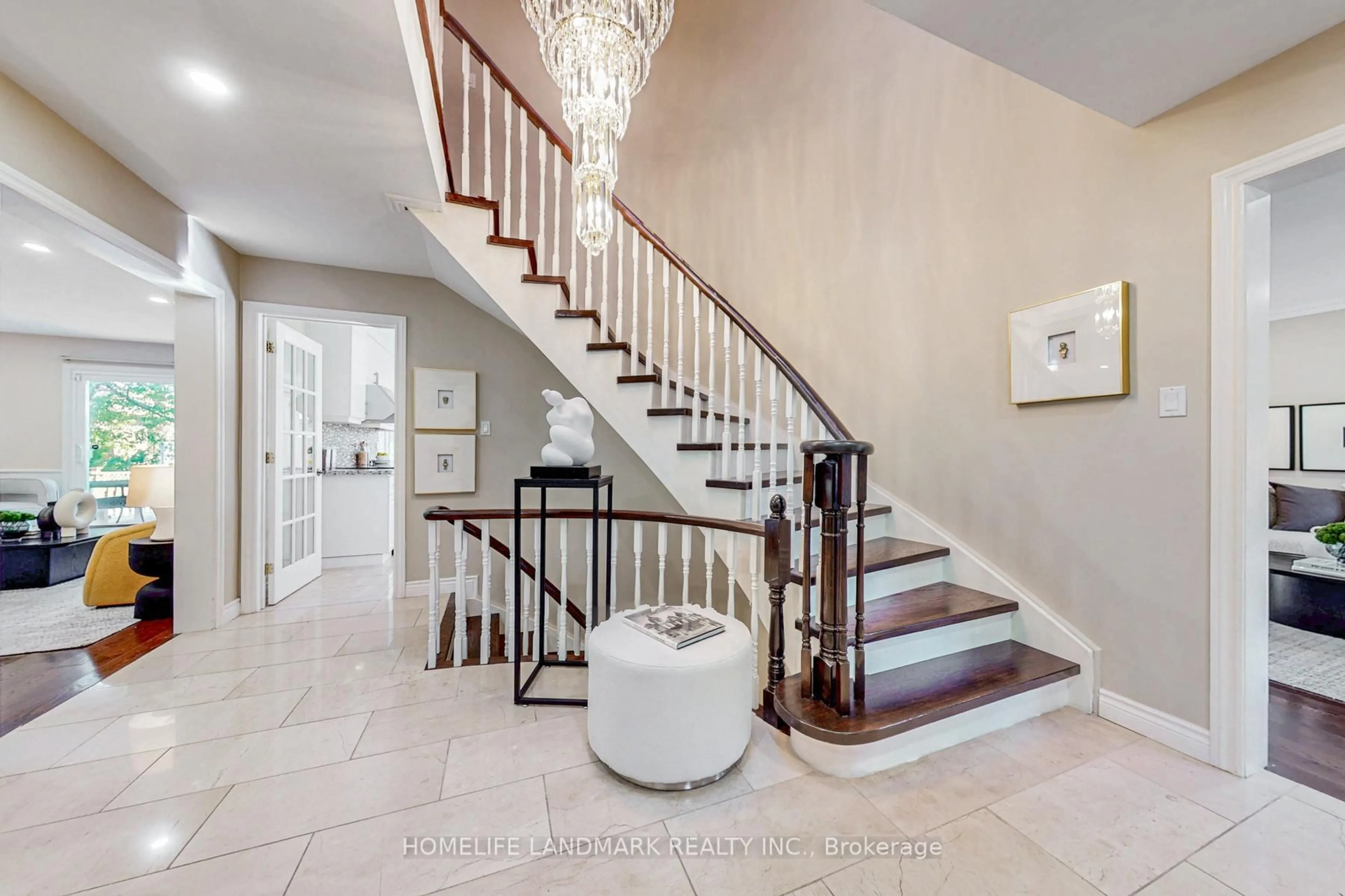 Unknown for 5 Belinda Crt, Richmond Hill Ontario L4C 8R7