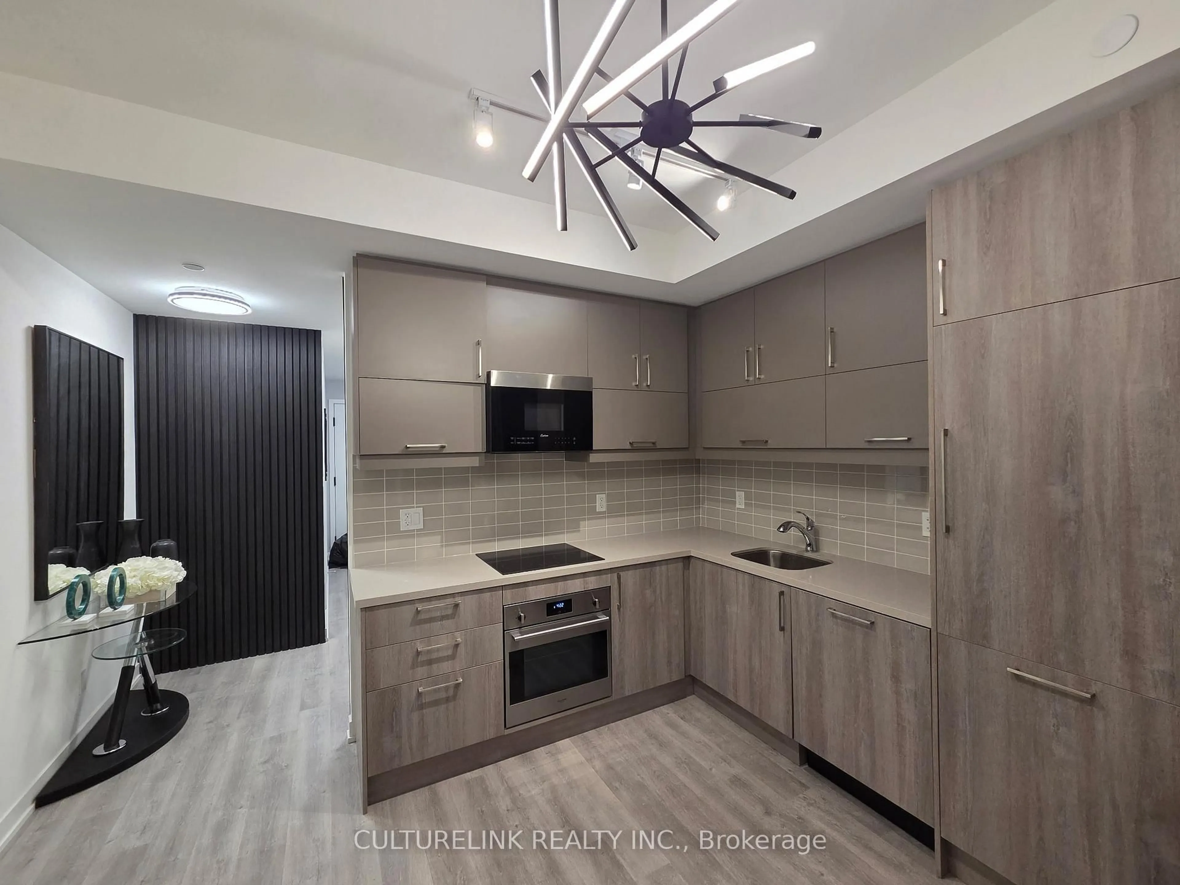 Unknown for 292 Verdale Crossing #1516, Markham Ontario L6G 0H6