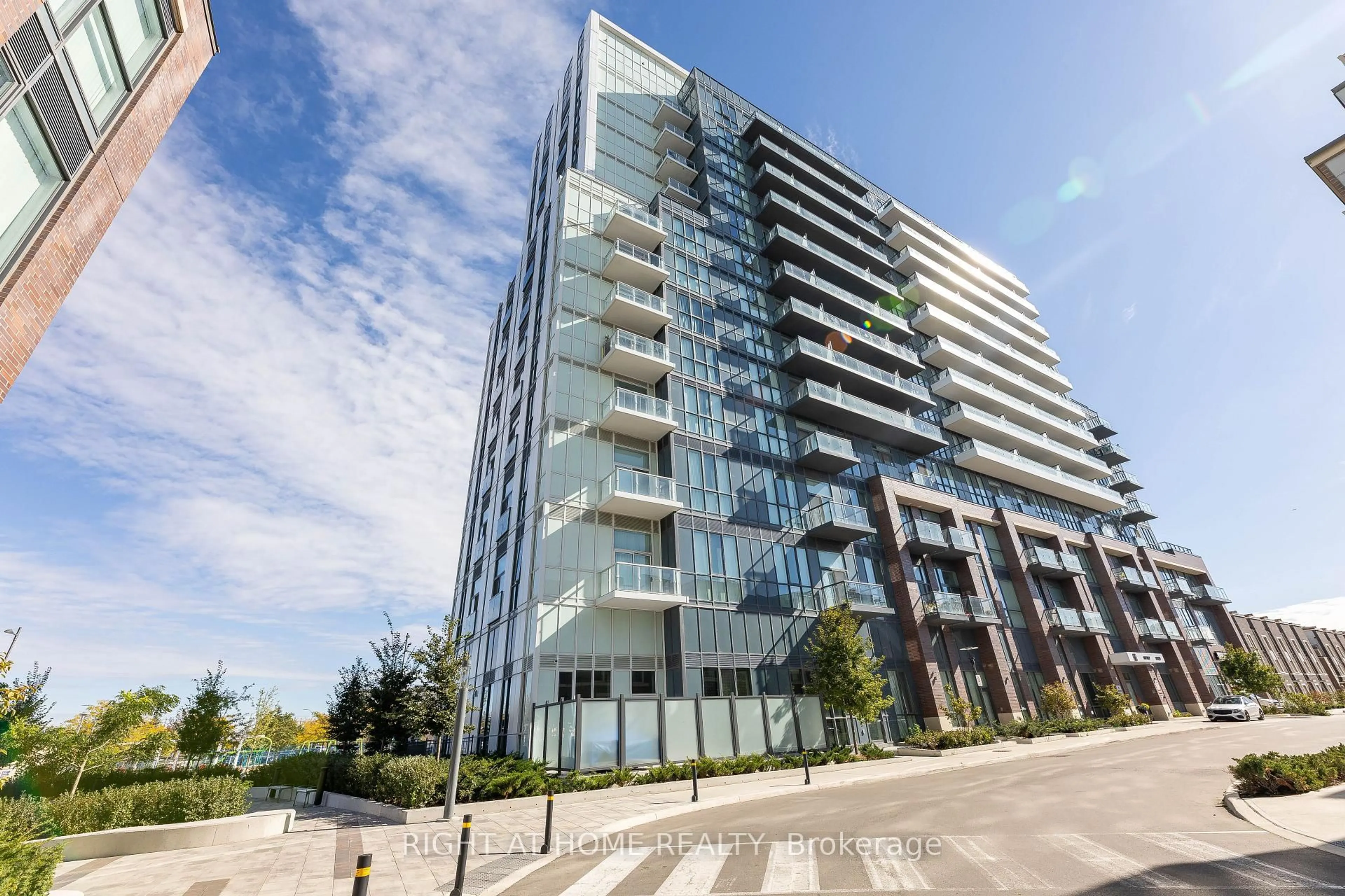 Unknown for 60 Honeycrisp Cres #212, Vaughan Ontario L4K 0N5