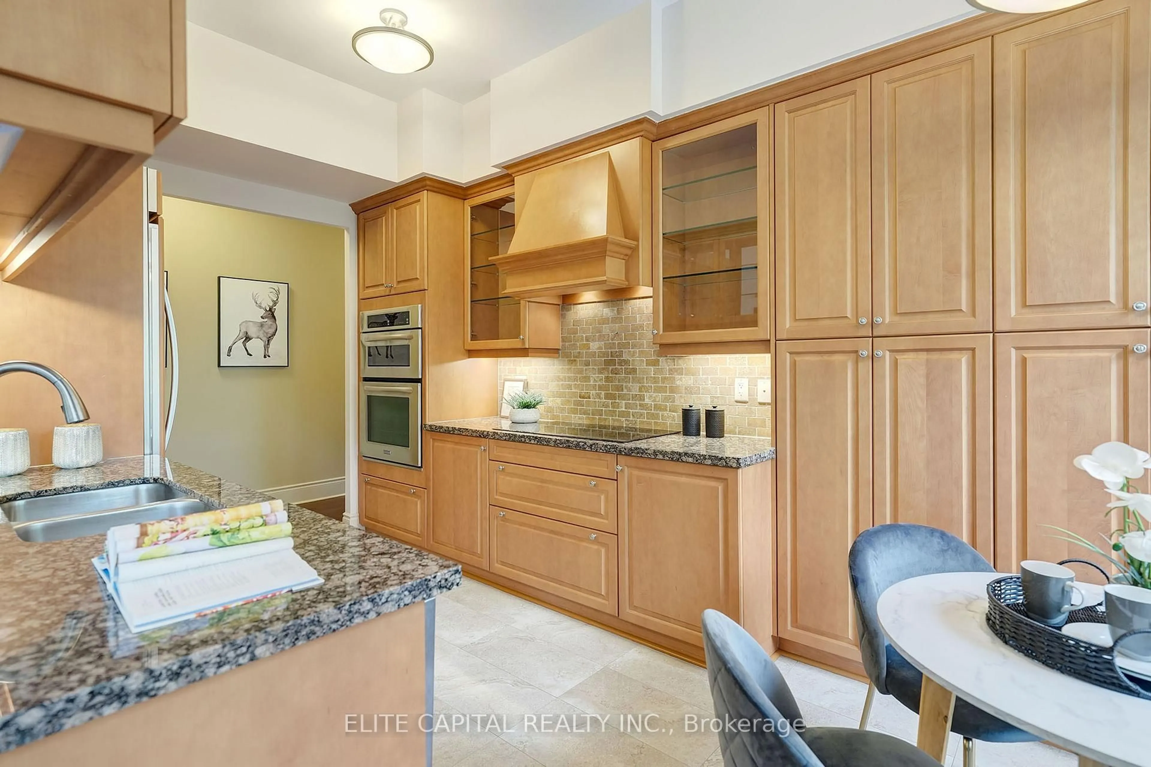 Unknown for 10101 Yonge St #115, Richmond Hill Ontario L4C 0V6