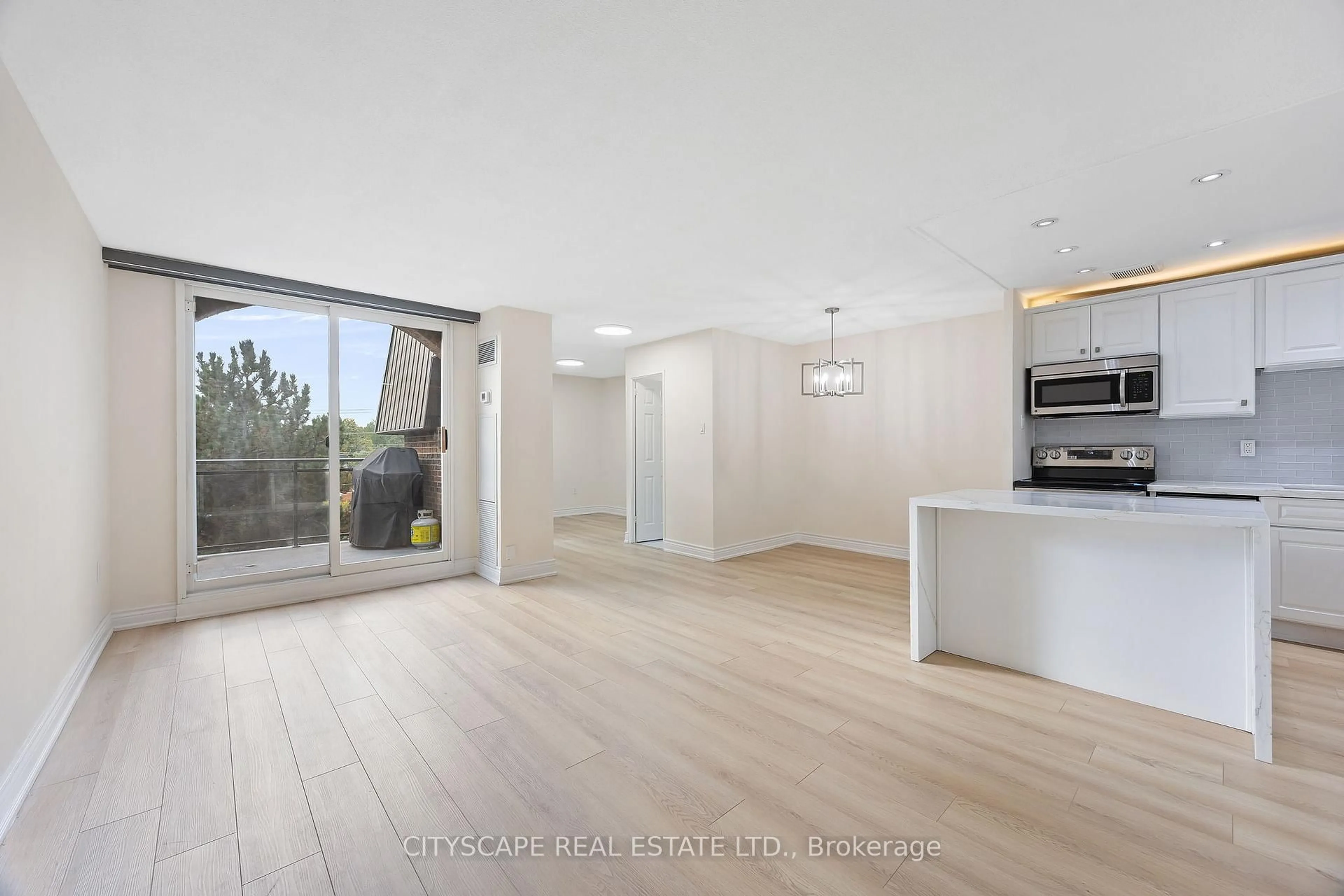 A pic of a room for 16 Elgin St #301, Markham Ontario L3T 4T4