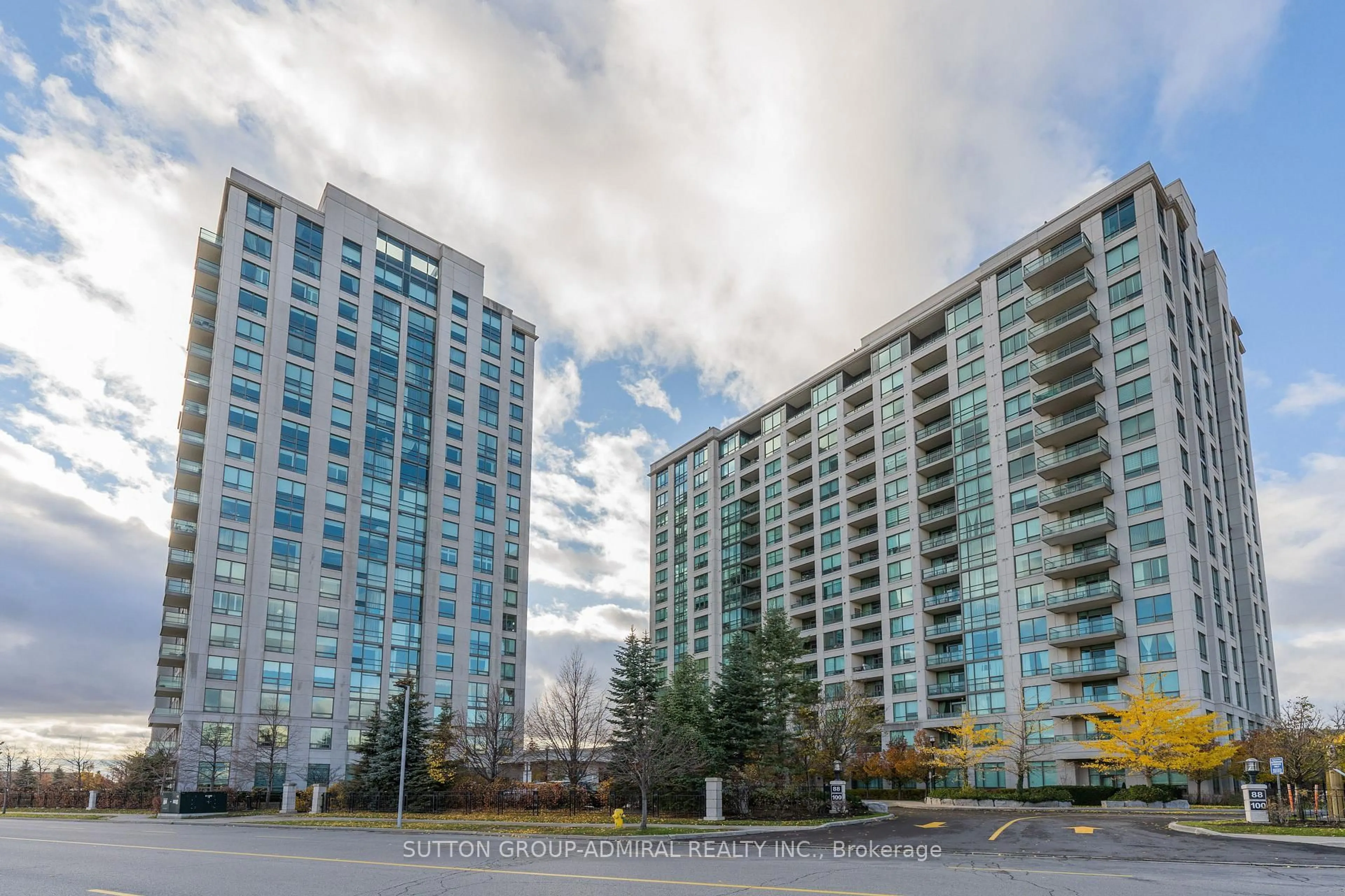 Unknown for 100 Promenade Circ #206, Vaughan Ontario L4J 7W7
