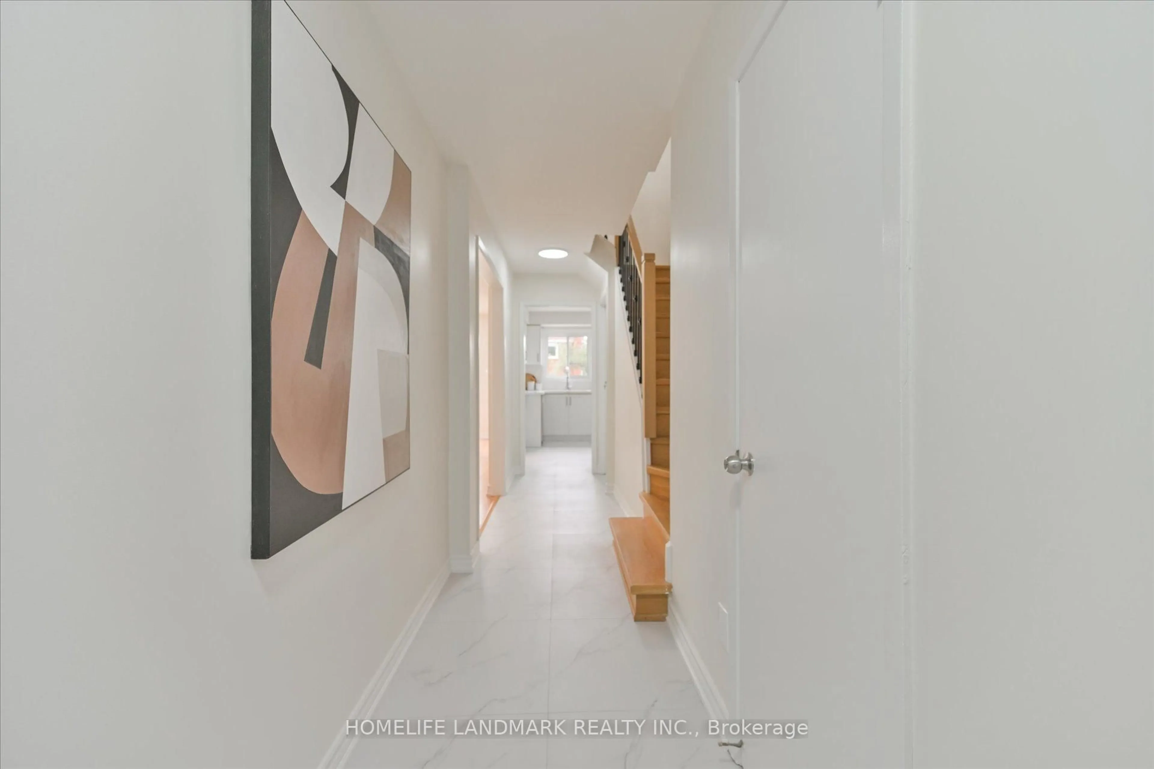 Indoor foyer for 208 Woodhall Rd, Markham Ontario L3S 1N3