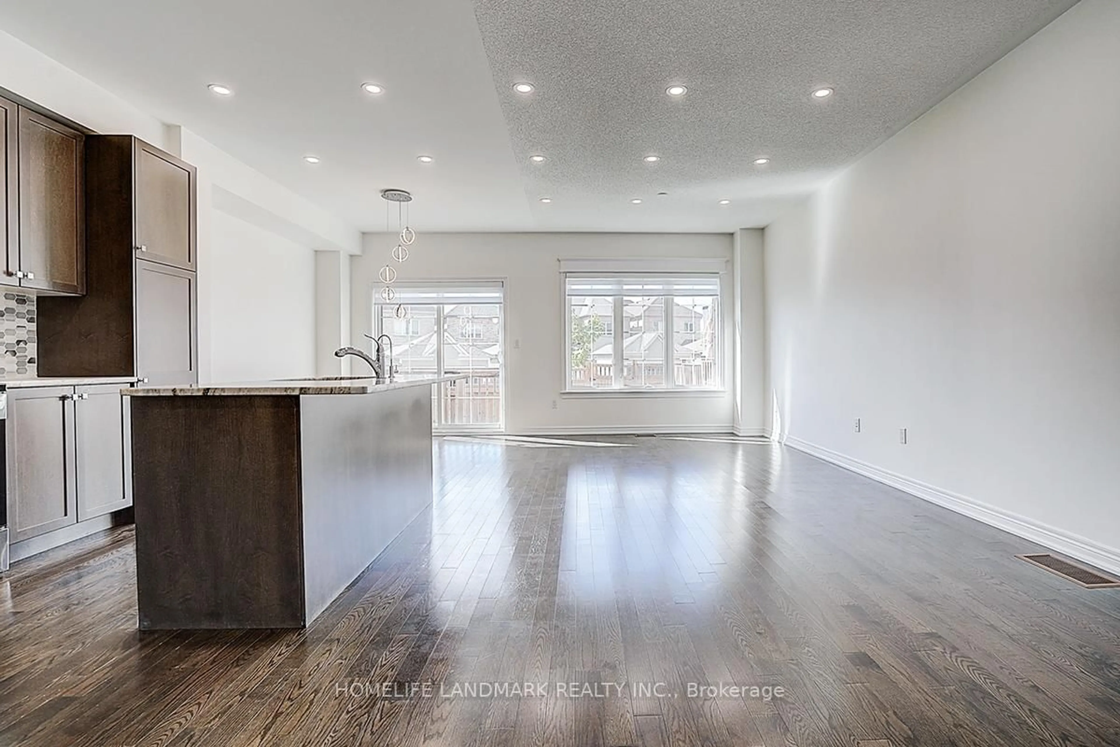 Open concept kitchen, wood/laminate floor for 3 Moonseed Lane, Richmond Hill Ontario L4E 1E7