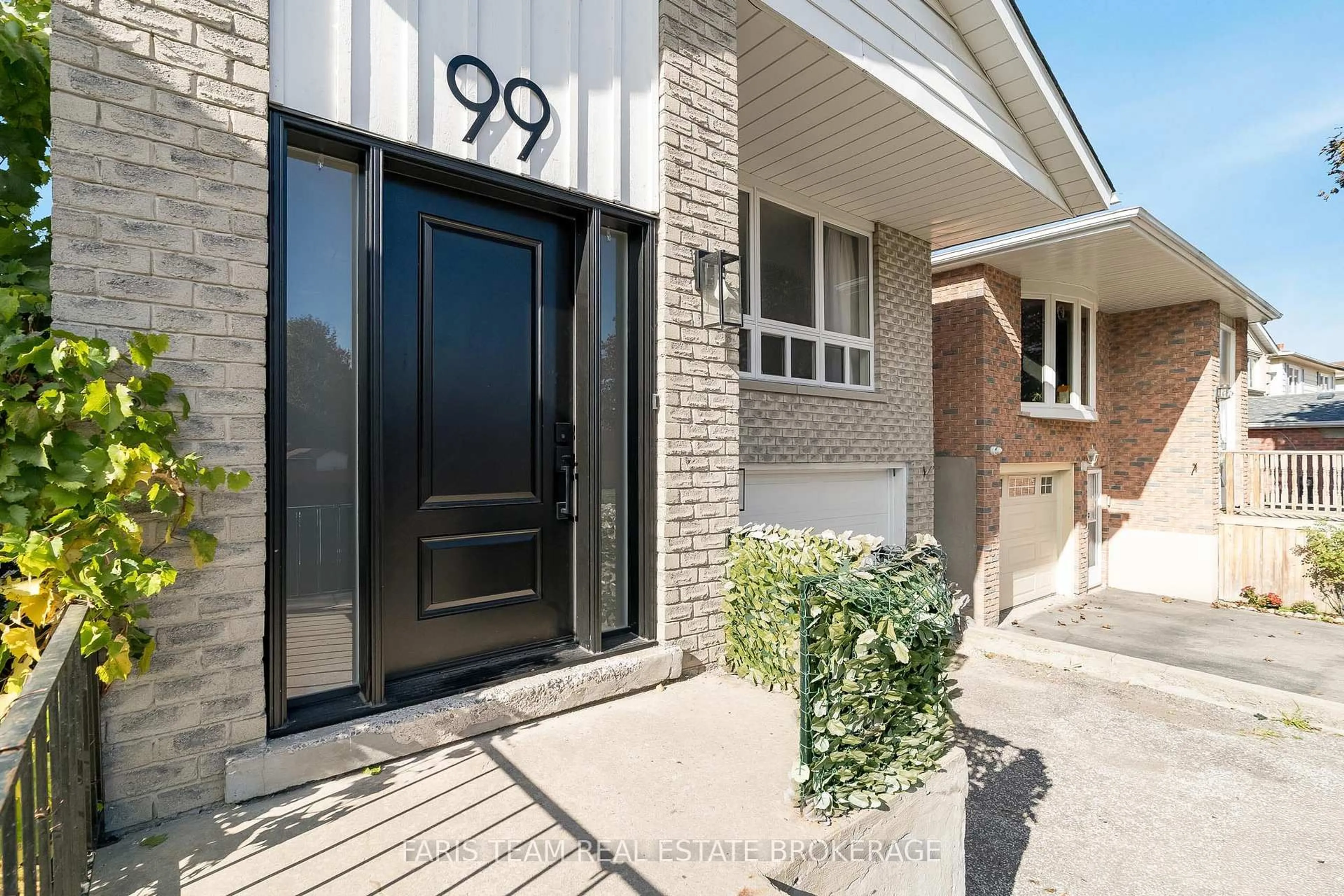 Home with brick exterior material, street for 99 Fred Cook Dr, Bradford West Gwillimbury Ontario L3Z 1V1