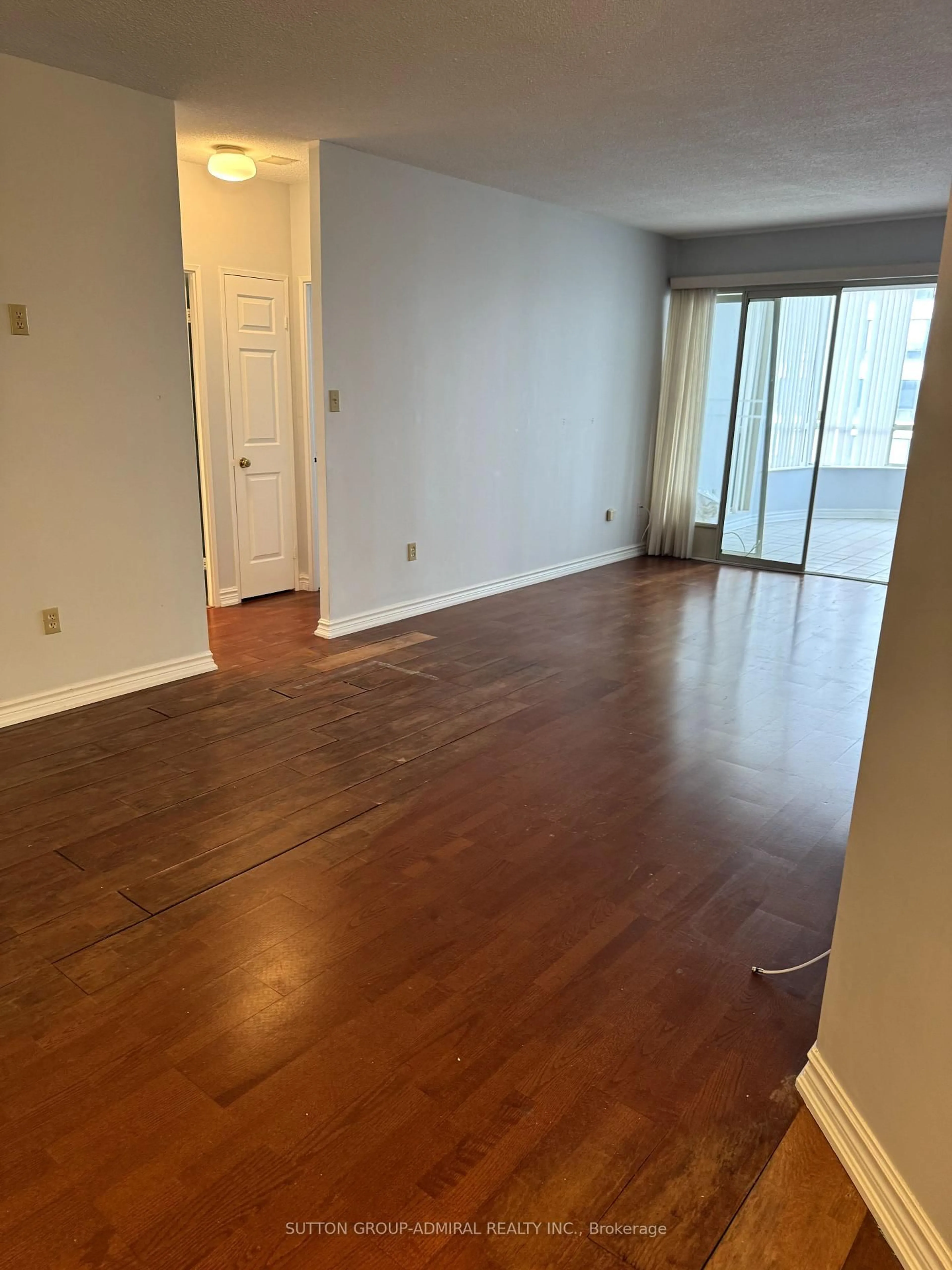 A pic of a room for 333 Clark Ave #711, Vaughan Ontario L4J 7K4