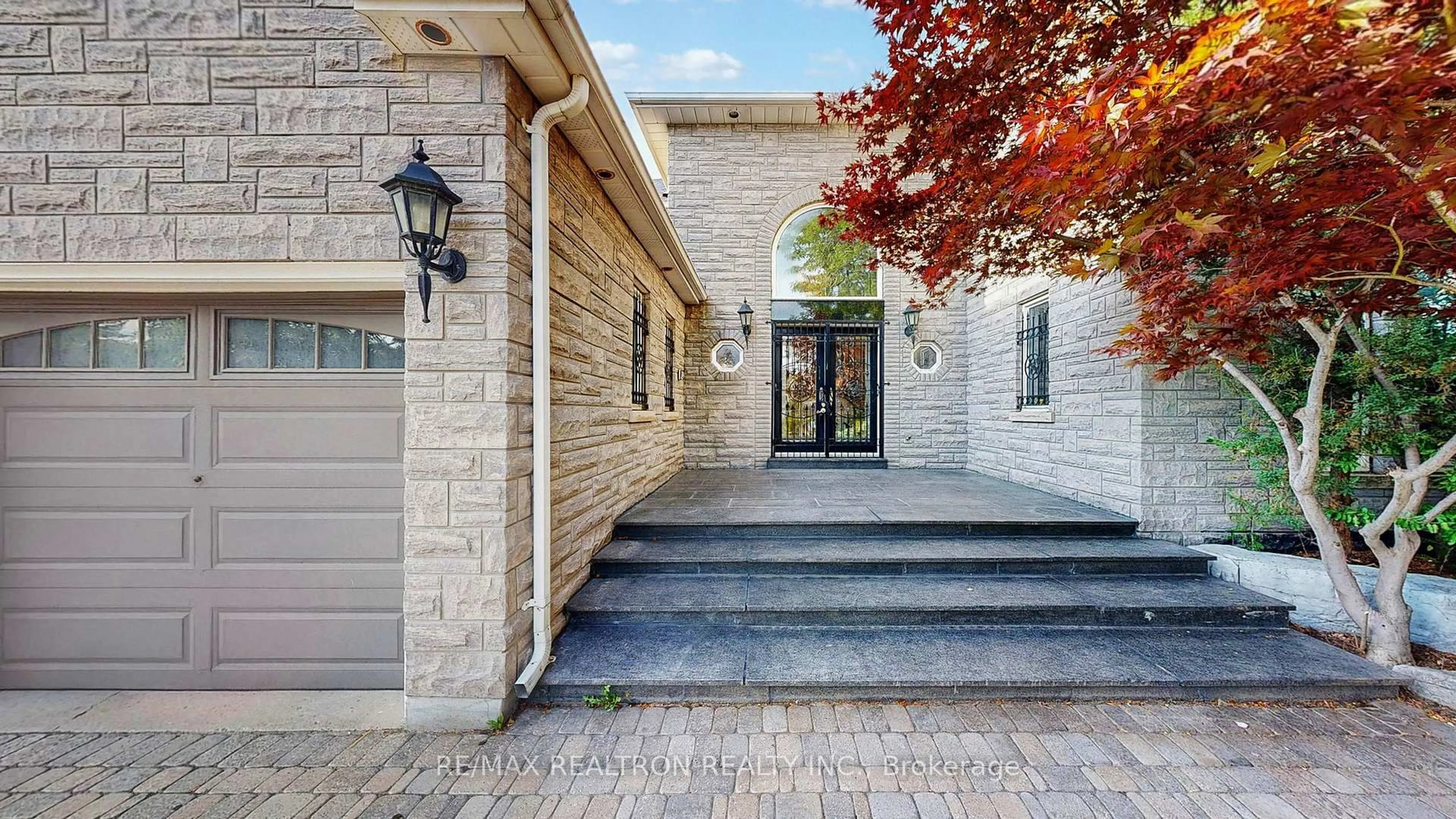 Home with brick exterior material, street for 61 Glenayr Rd, Richmond Hill Ontario L4B 2V8