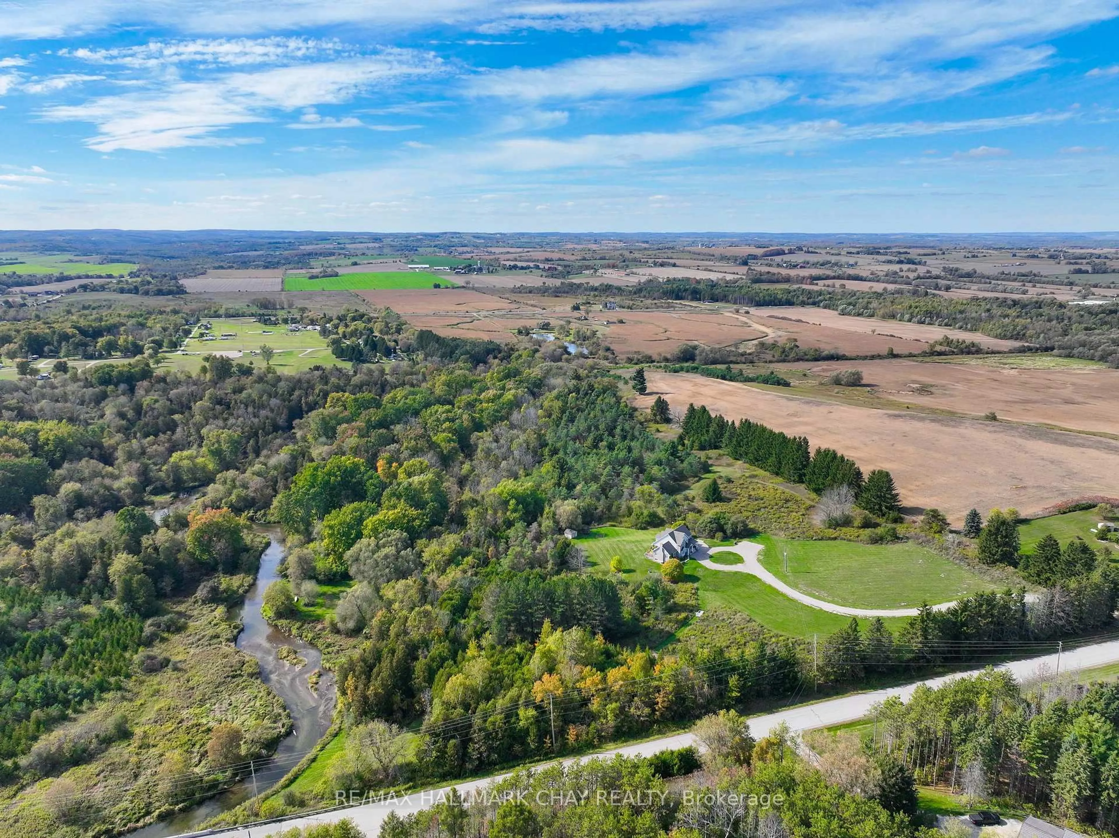 A pic from outside/outdoor area/front of a property/back of a property/a pic from drone, water/lake/river/ocean view for 4146 Concession 7 Rd, Adjala-Tosorontio Ontario L0G 1L0
