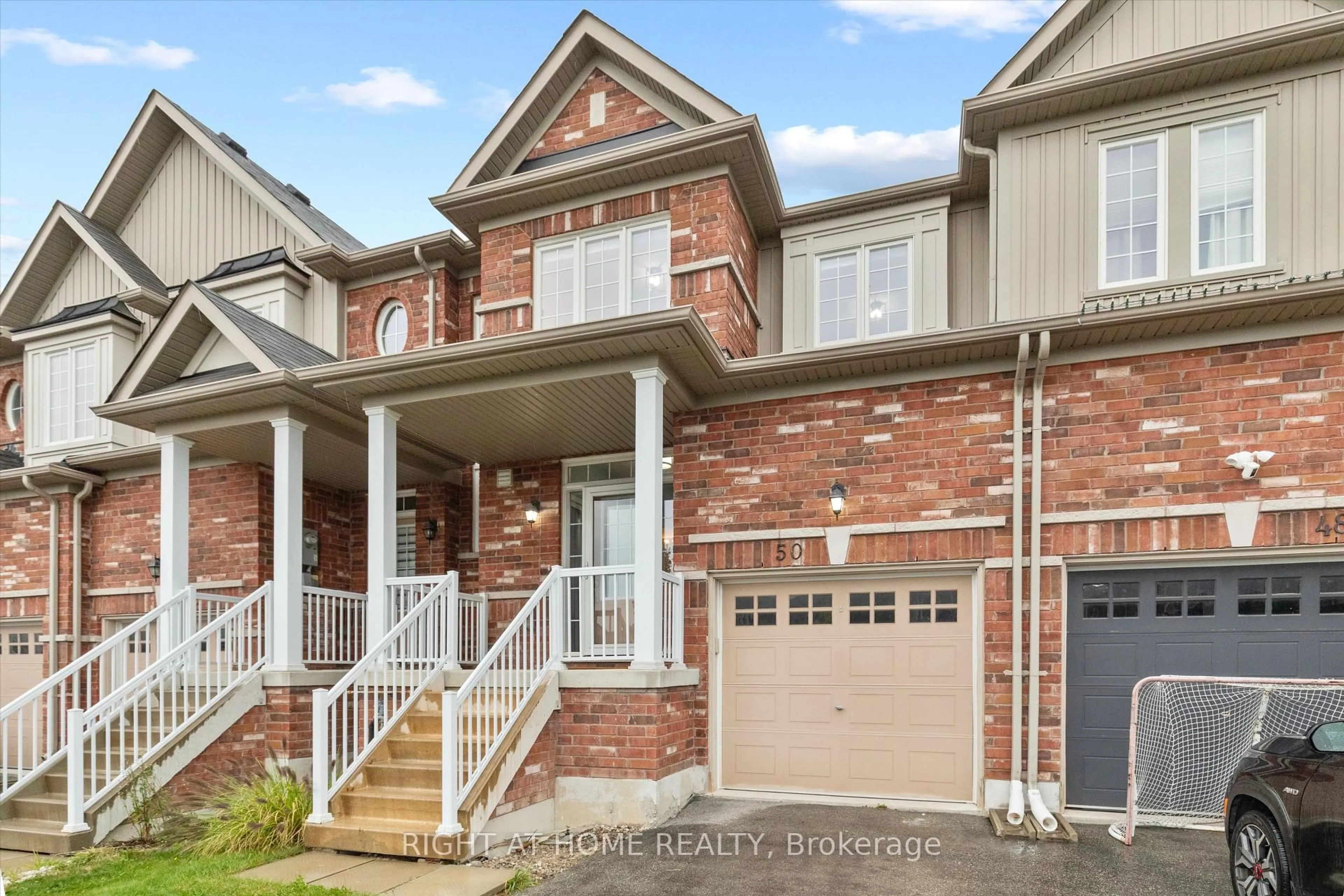 Home with brick exterior material, street for 50 Luisa St, Bradford West Gwillimbury Ontario L3Z 0P1