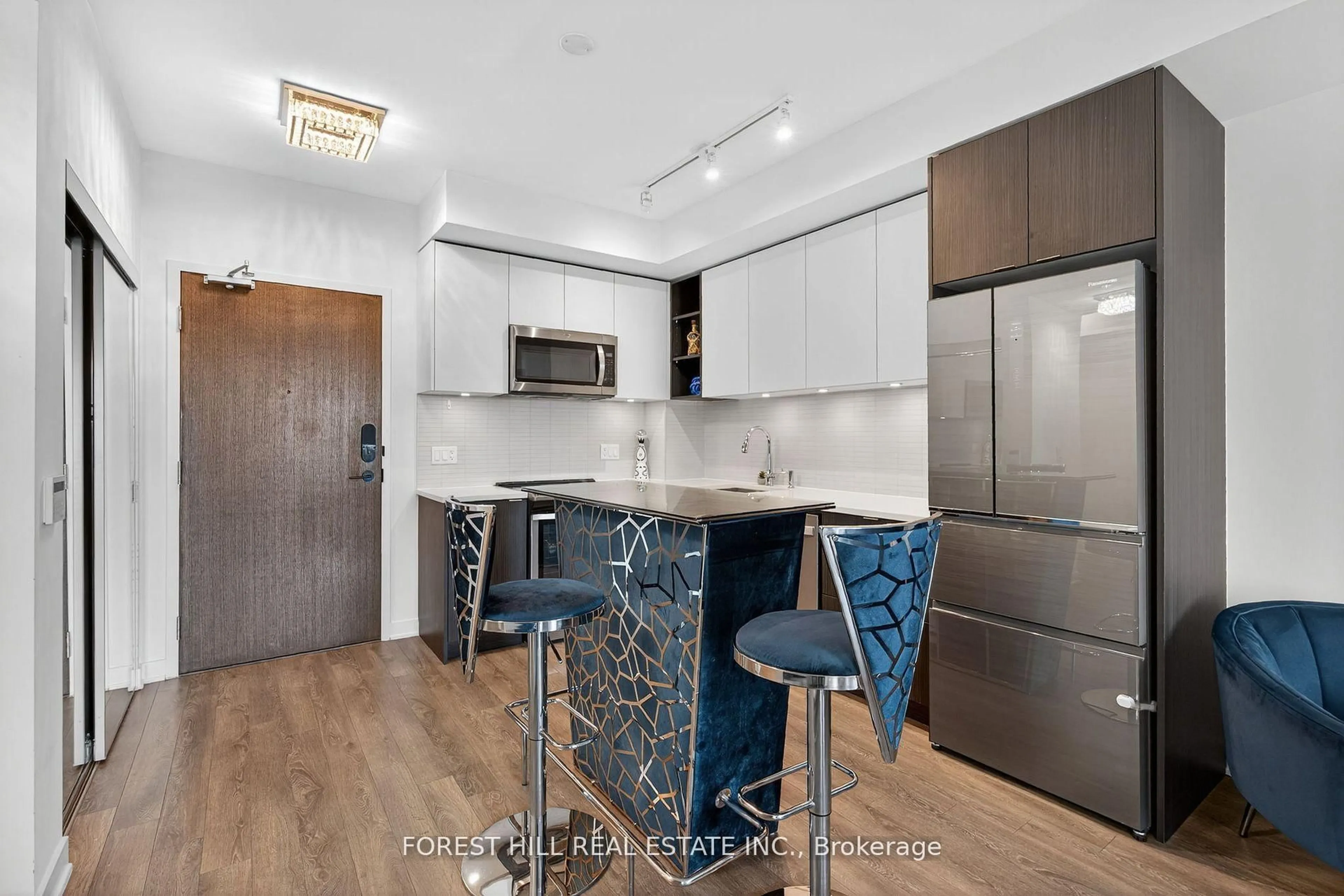 Open concept kitchen, unknown for 100 Eagle Rock Way #831, Vaughan Ontario L6A 5B9