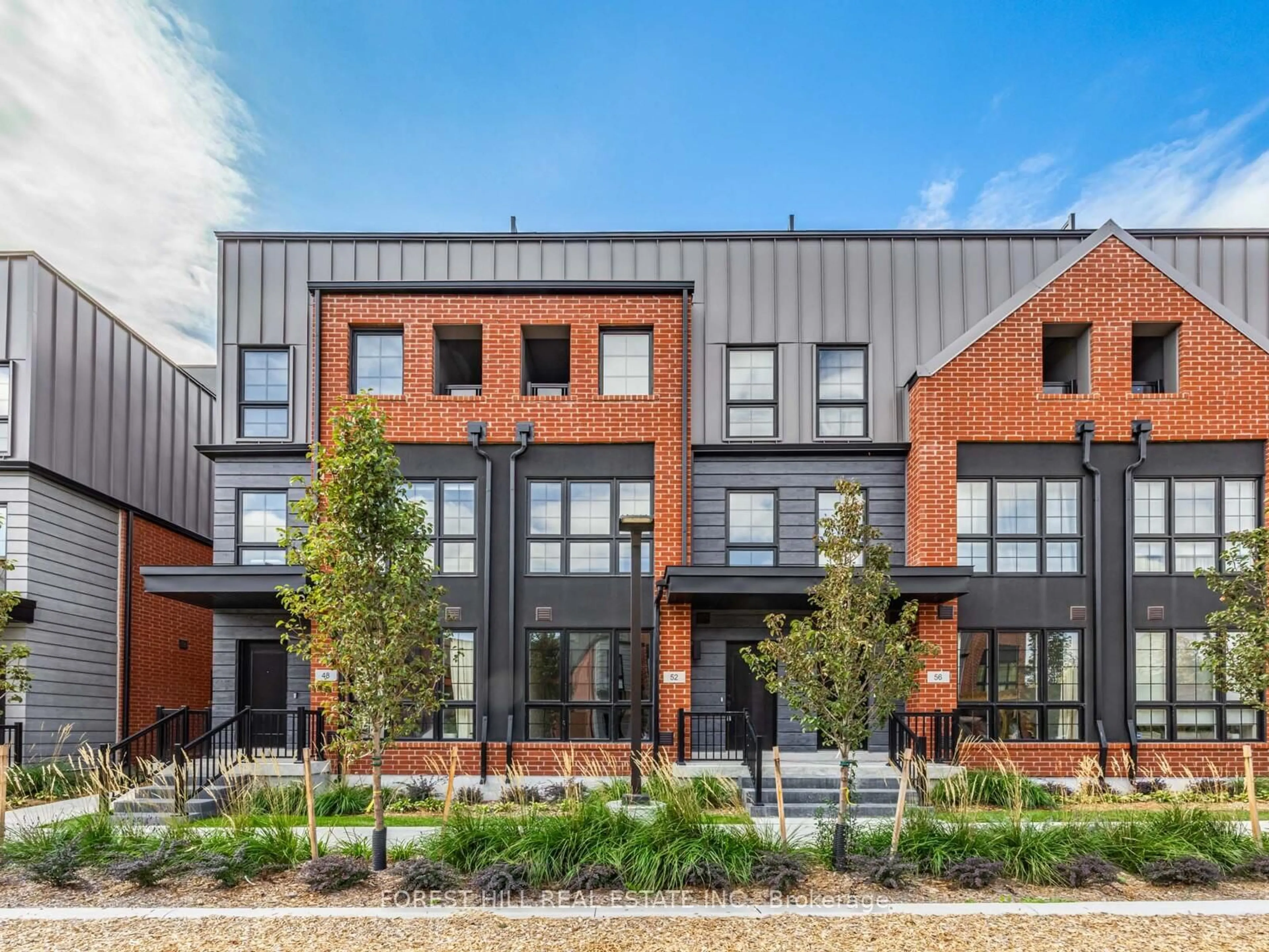 Home with brick exterior material, street for 52 Burleigh Mews, Vaughan Ontario L4J 8A2