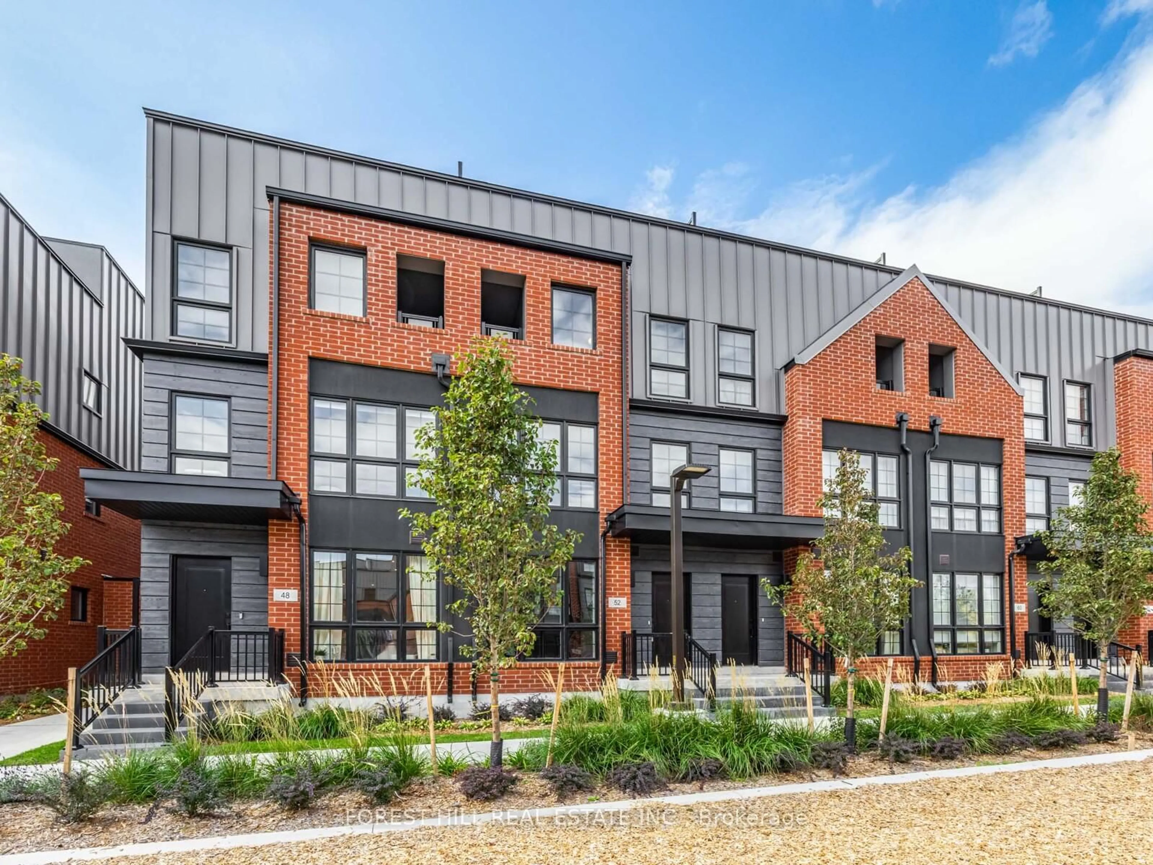 Home with brick exterior material, street for 52 Burleigh Mews, Vaughan Ontario L4J 8A2