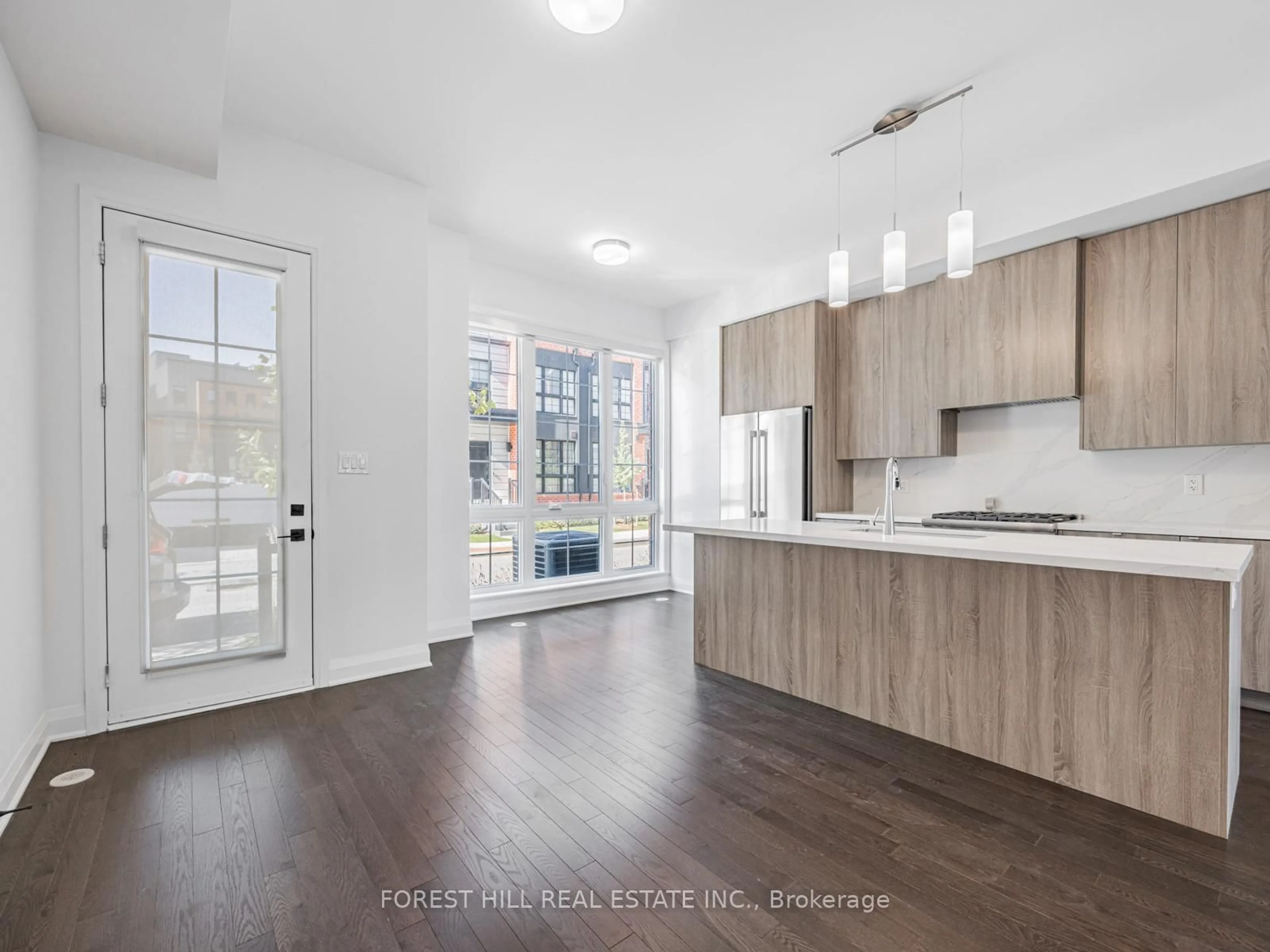 Open concept kitchen, unknown for 222 Atkinson Ave, Vaughan Ontario L4J 4R3