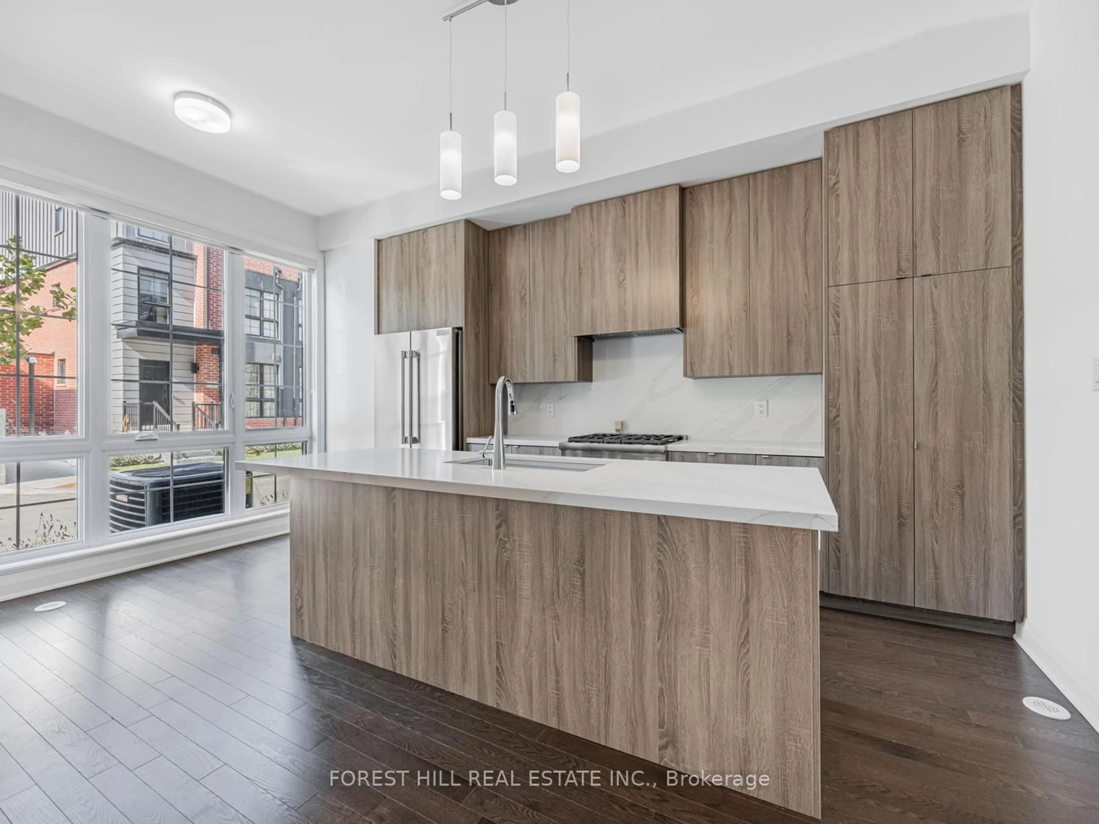 Open concept kitchen, unknown for 222 Atkinson Ave, Vaughan Ontario L4J 4R3