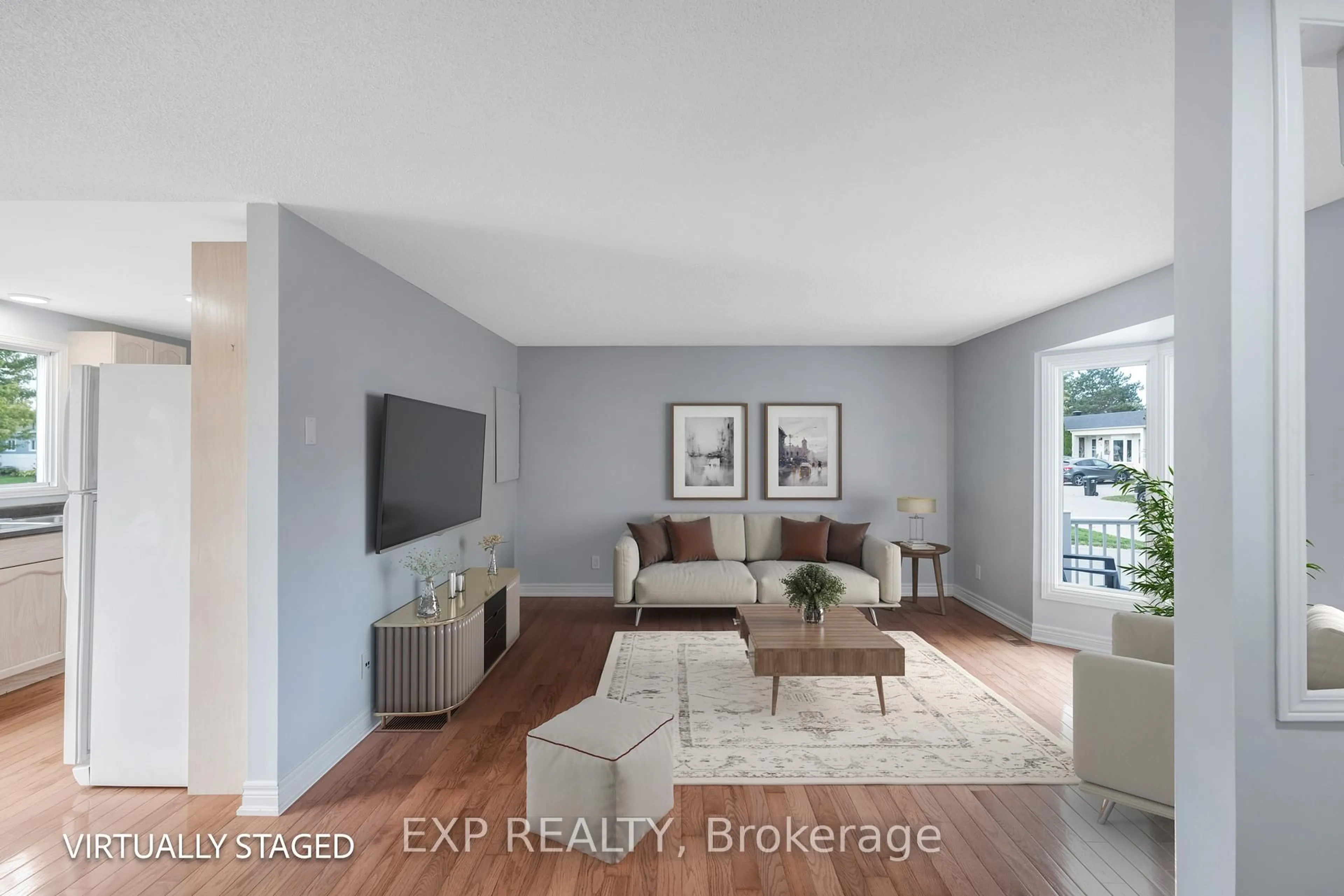 Living room with furniture, unknown for 3 Comforts Cove, Innisfil Ontario L9S 1S3