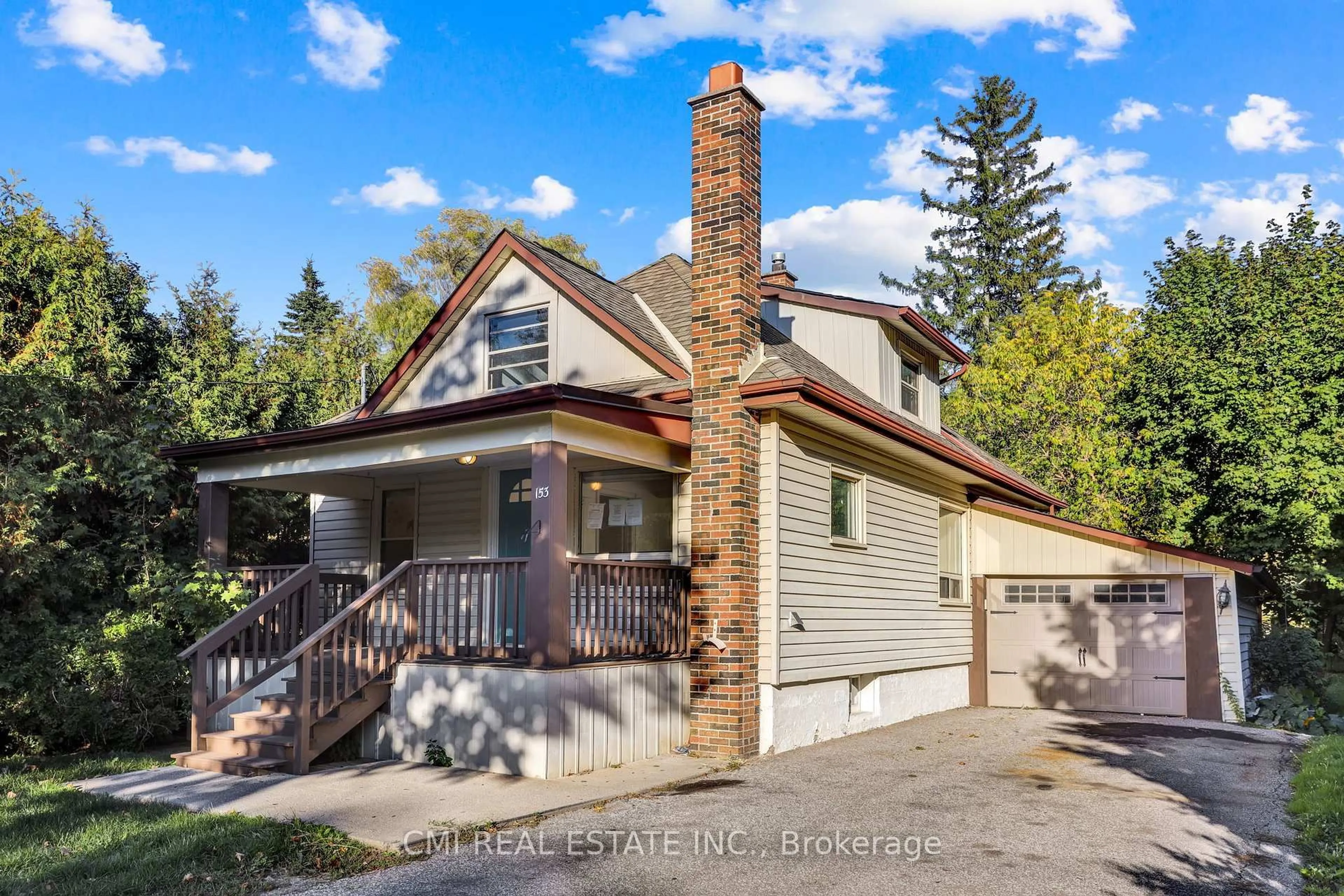 Home with brick exterior material, street for 153 Clarence St, Vaughan Ontario L4L 1L4