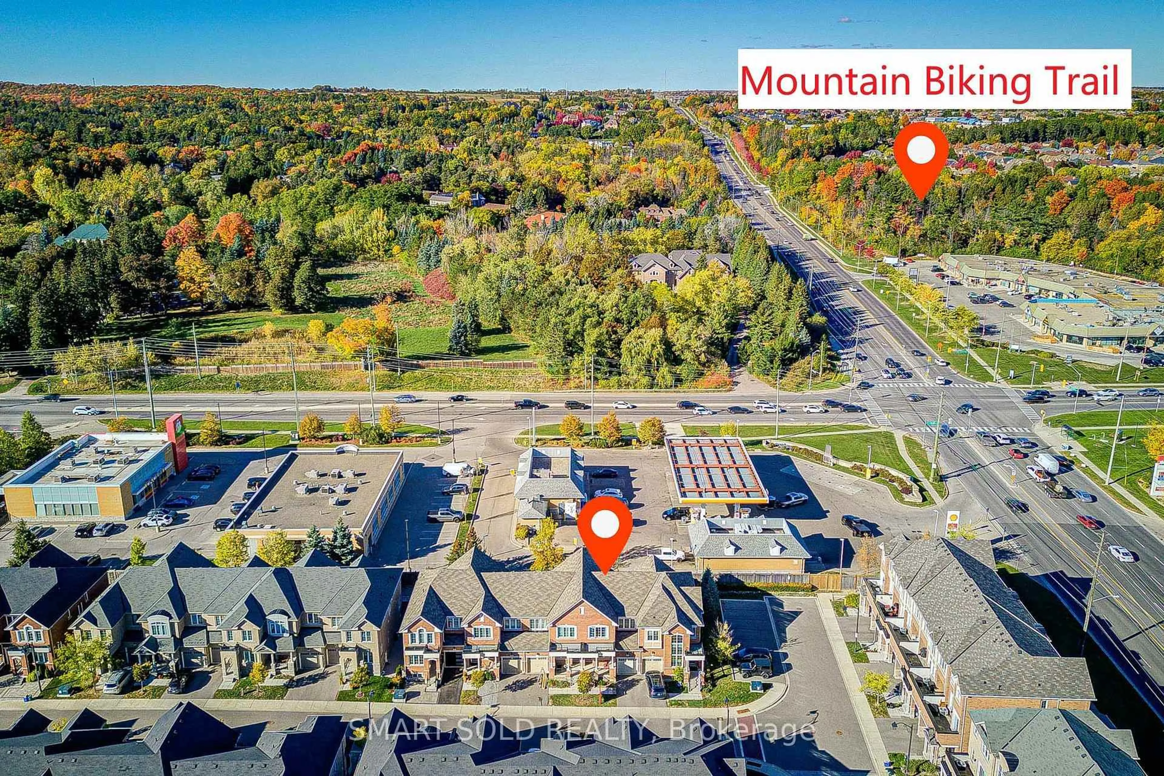 A pic from outside/outdoor area/front of a property/back of a property/a pic from drone, mountain view for 28 Avonmore Tr, Vaughan Ontario L6A 0H2