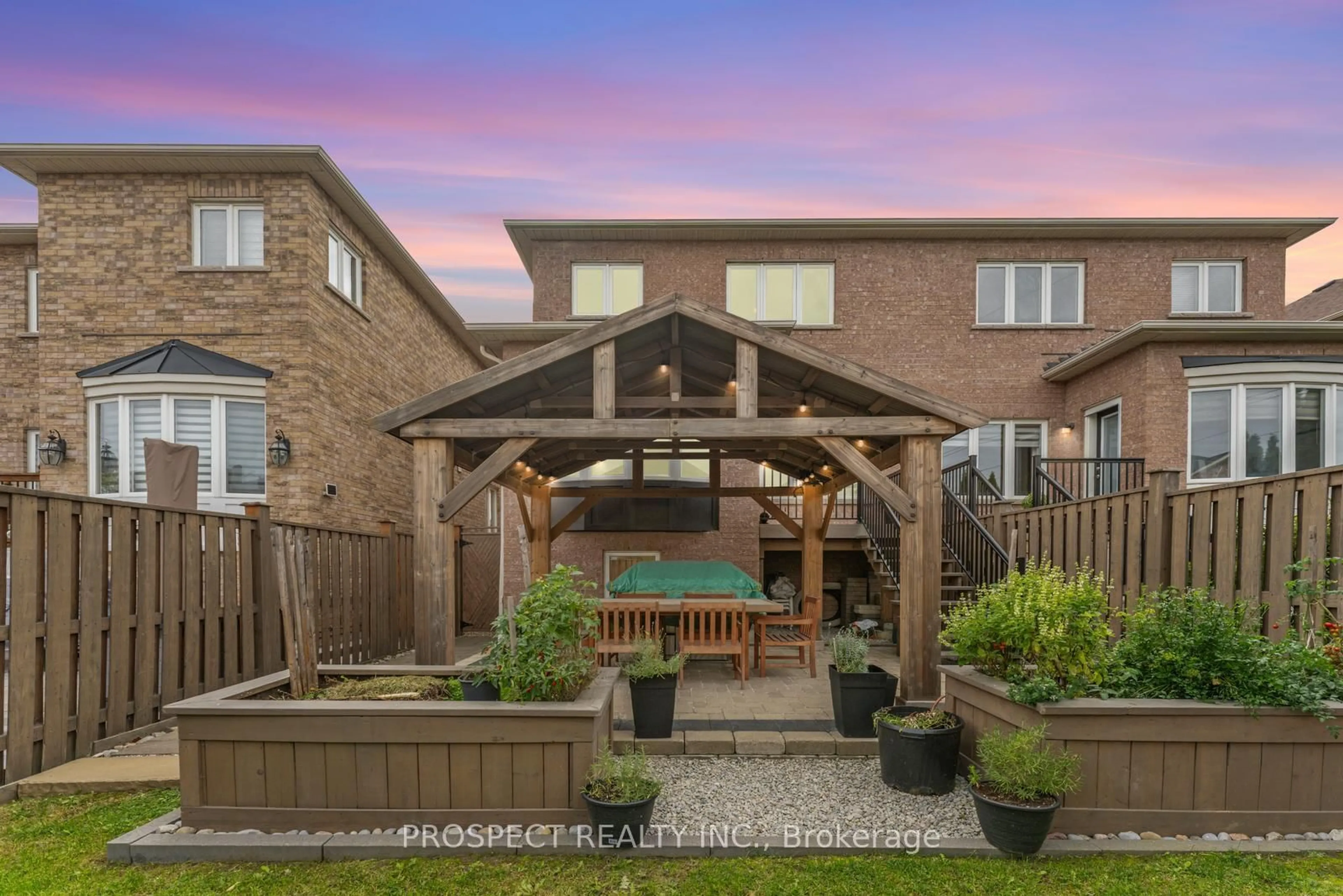Patio, unknown for 22 Worthview Dr, Vaughan Ontario L4H 0H9