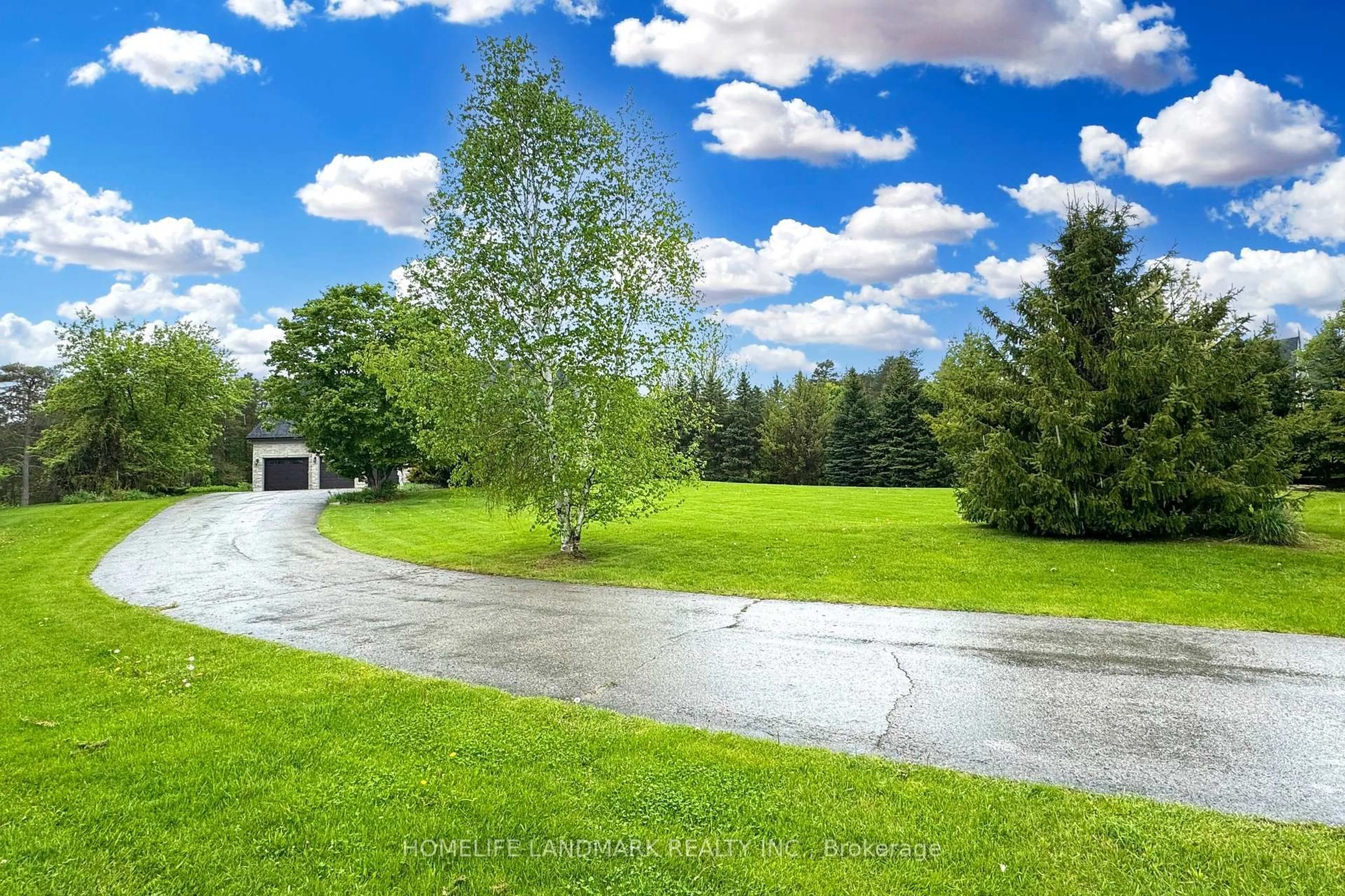 Unknown for 19 Wolf Run Crt, Whitchurch-Stouffville Ontario L4A 2L4