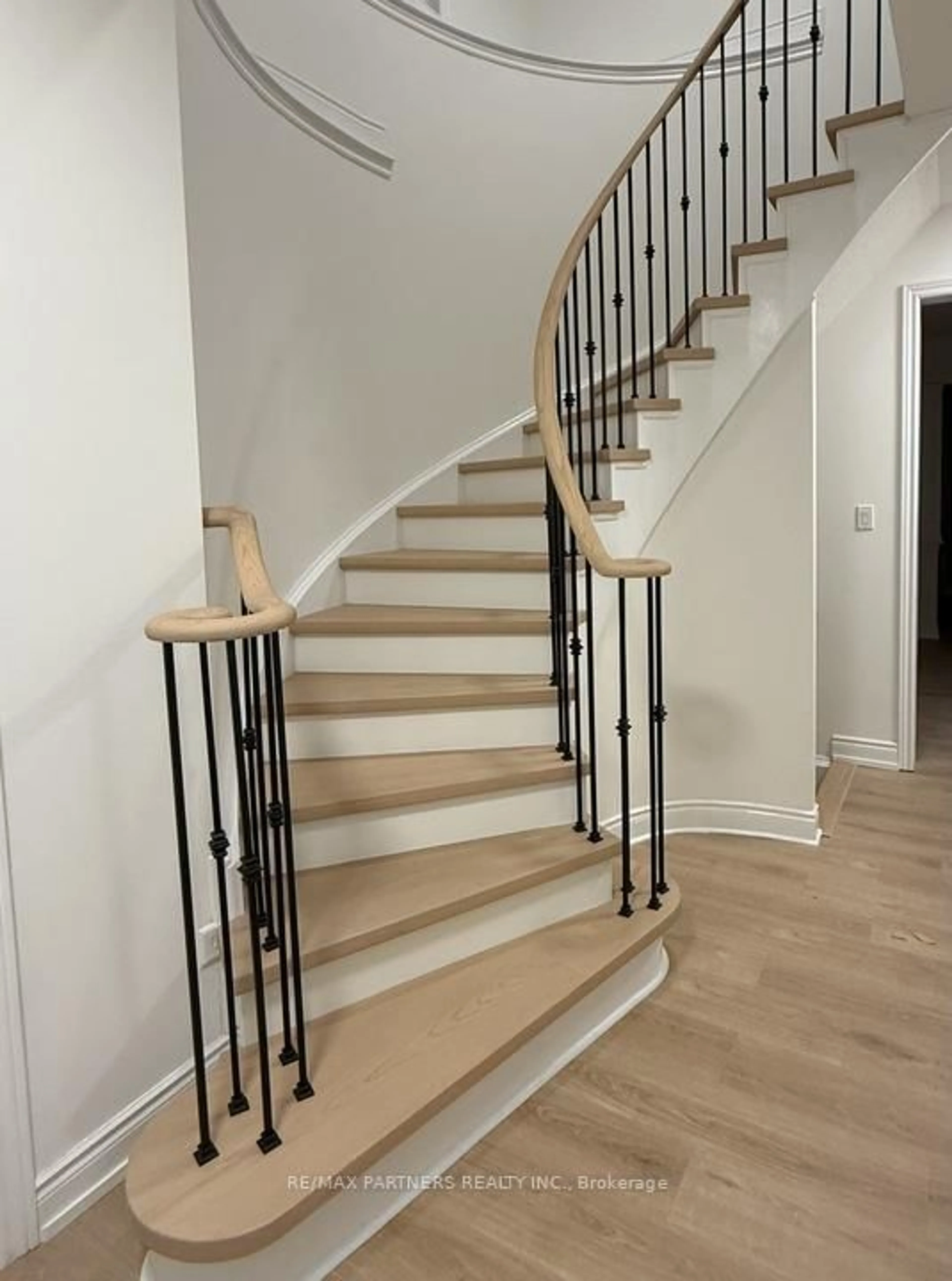 Stairs for 29 Robert Osprey Dr, Markham Ontario L6C 0K9