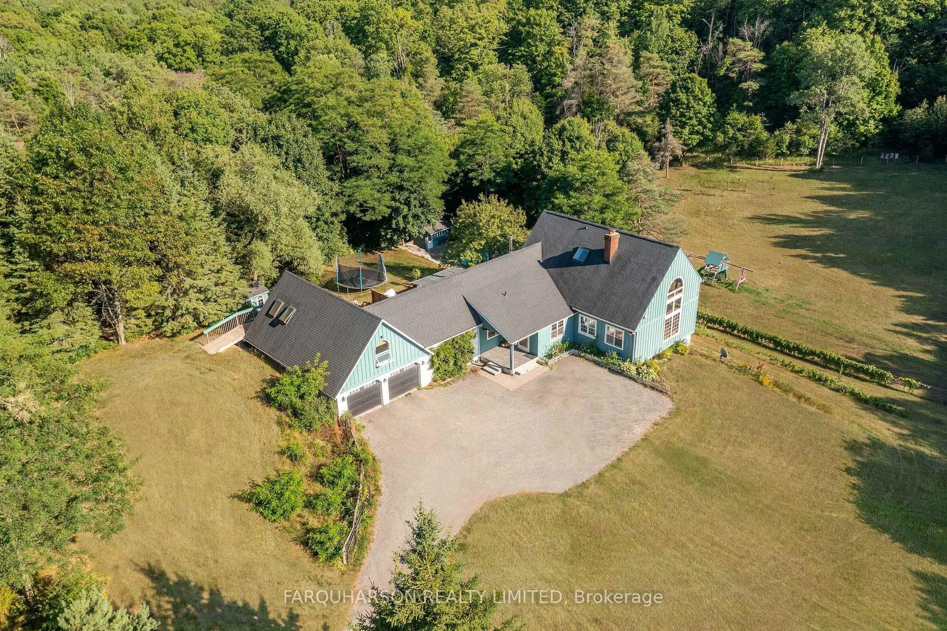 A pic from outside/outdoor area/front of a property/back of a property/a pic from drone, unknown for 4661 Davis Dr, Whitchurch-Stouffville Ontario L4A 2K2