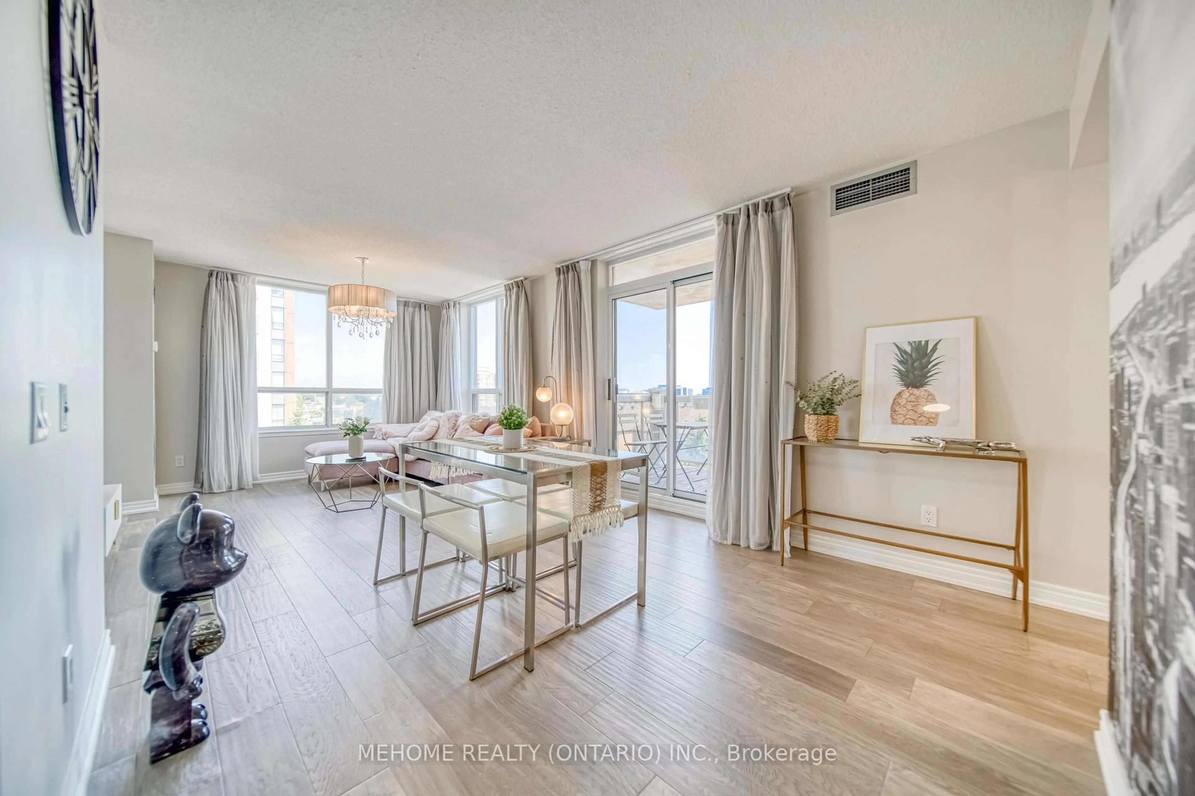 Dining room, wood/laminate floor for 25 Times Ave #610, Markham Ontario L3T 7X5