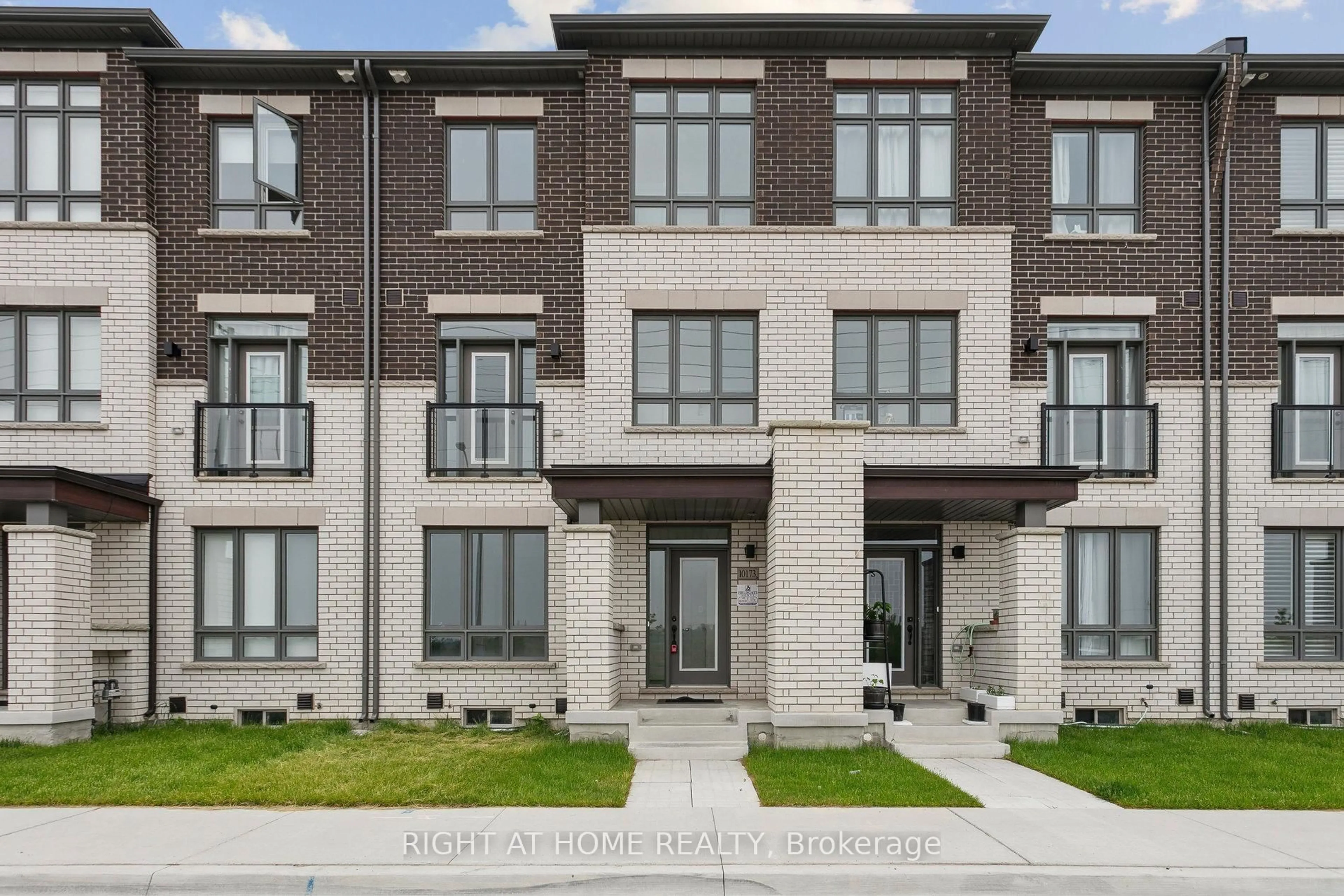 Home with brick exterior material, street for 10173 Huntington Rd, Vaughan Ontario L4H 5J5
