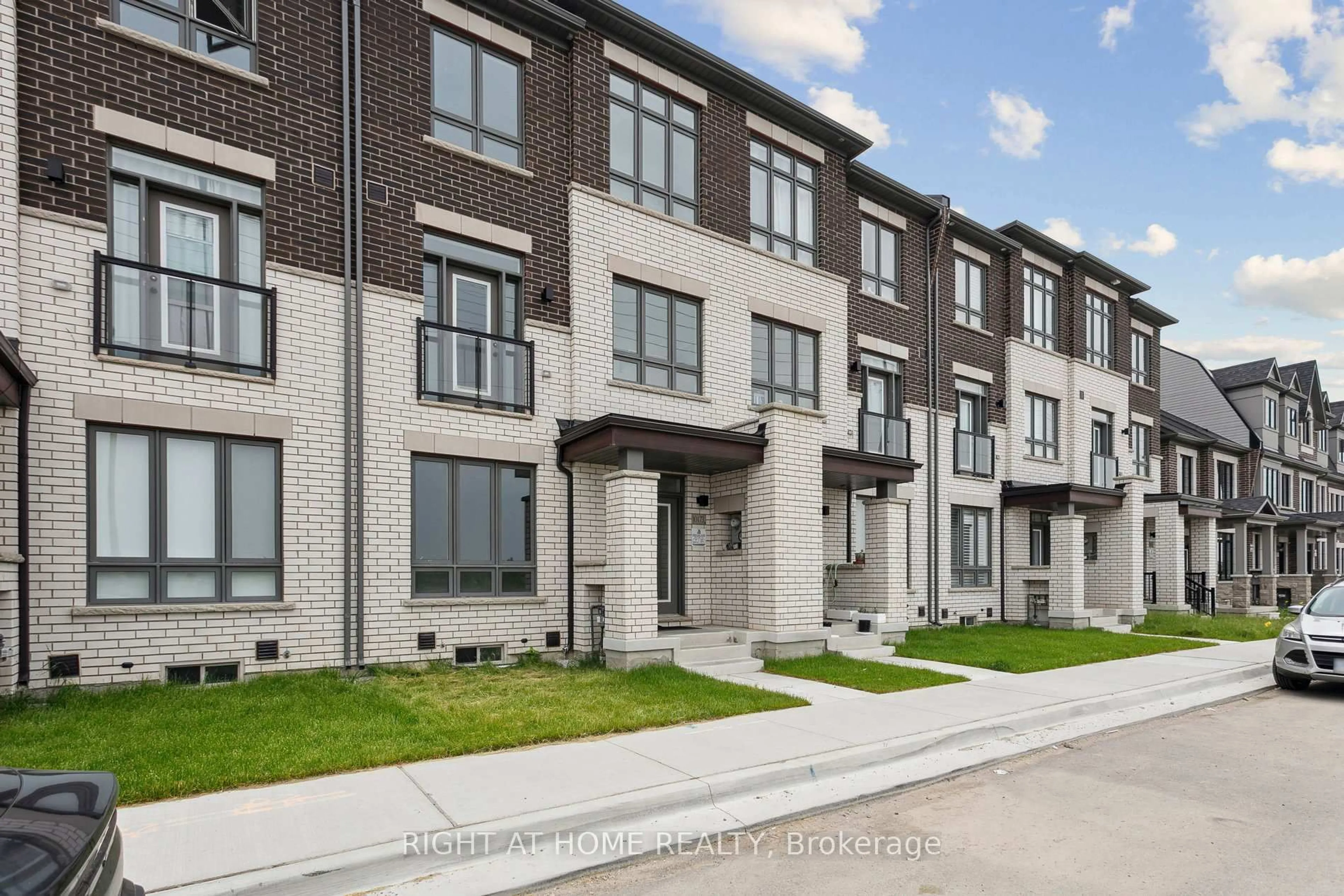Home with brick exterior material, street for 10173 Huntington Rd, Vaughan Ontario L4H 5J5